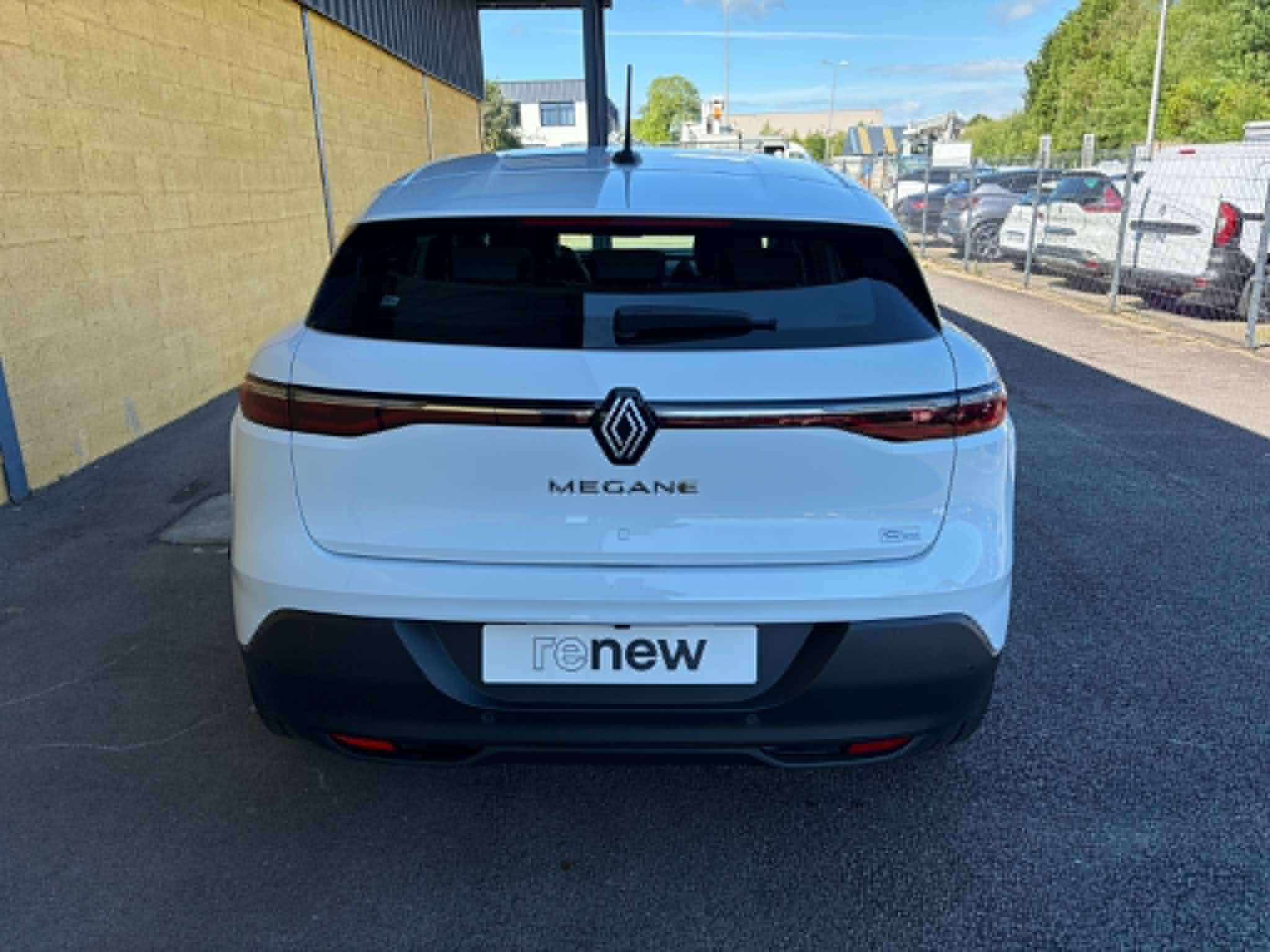 Renault Megane E-Tech  EV60 130ch super charge occasion de 2023 en vente à Quimper