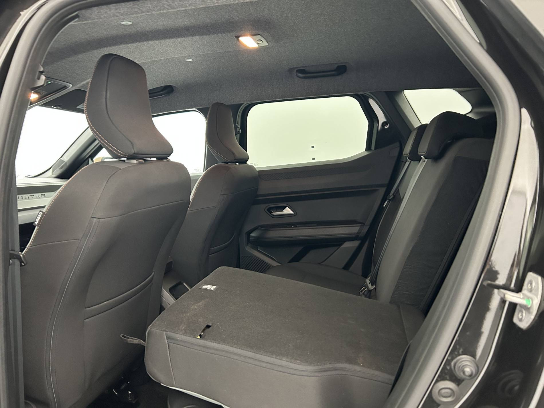 Vente en ligne Dacia Duster  Hybrid 140 au prix de 25 290 €