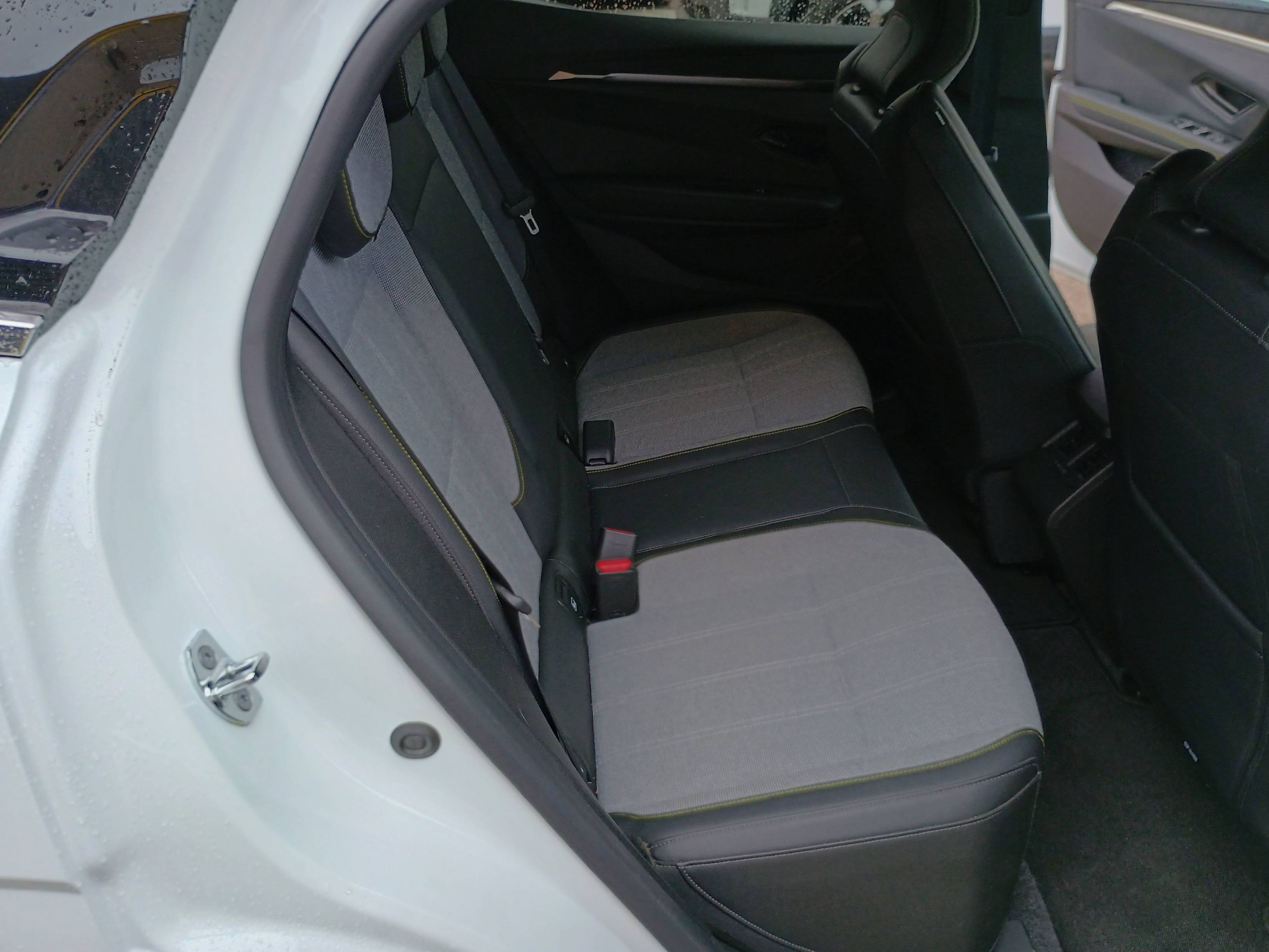 Vente en ligne Renault Megane E-Tech  EV60 220 ch super charge au prix de 25 991 €