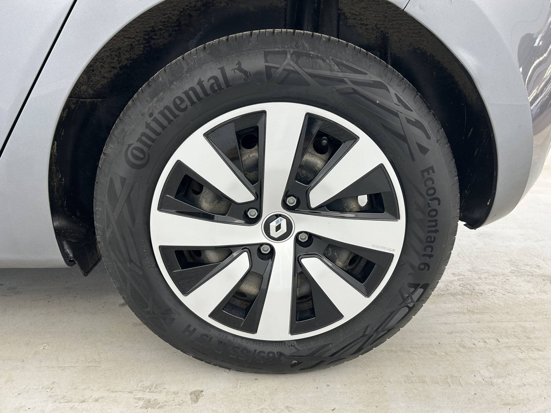 Vente en ligne Renault Clio 5 Clio TCe 90 au prix de 13 990 €