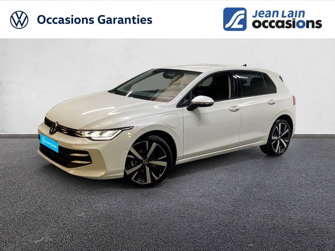 Vente en ligne VOLKSWAGEN GOLF Golf 1.5 eHybrid 204 DSG6 VW Edition de 2025 au prix de 35 990 €
