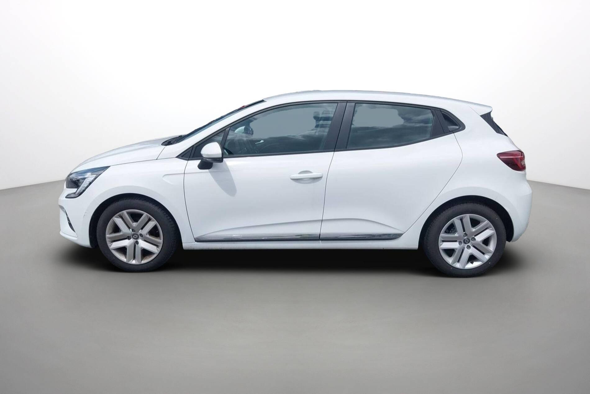 Vente en ligne Renault Clio 5 Clio TCe 90 - 21N au prix de 14 390 €