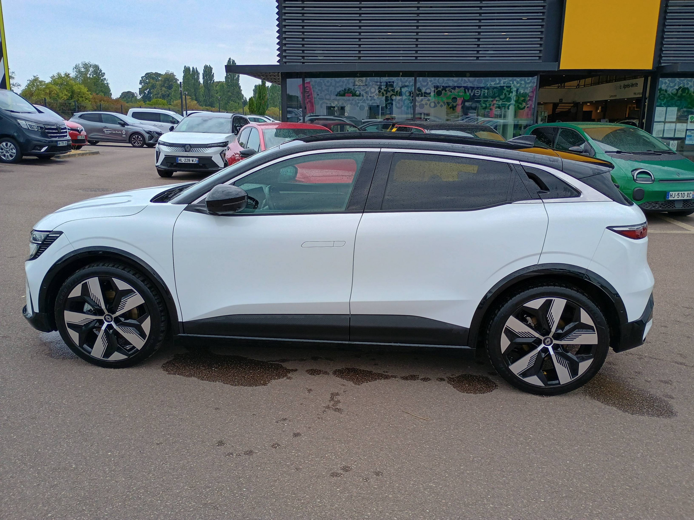 Vente en ligne Renault Megane E-Tech  EV60 220 ch super charge au prix de 25 991 €