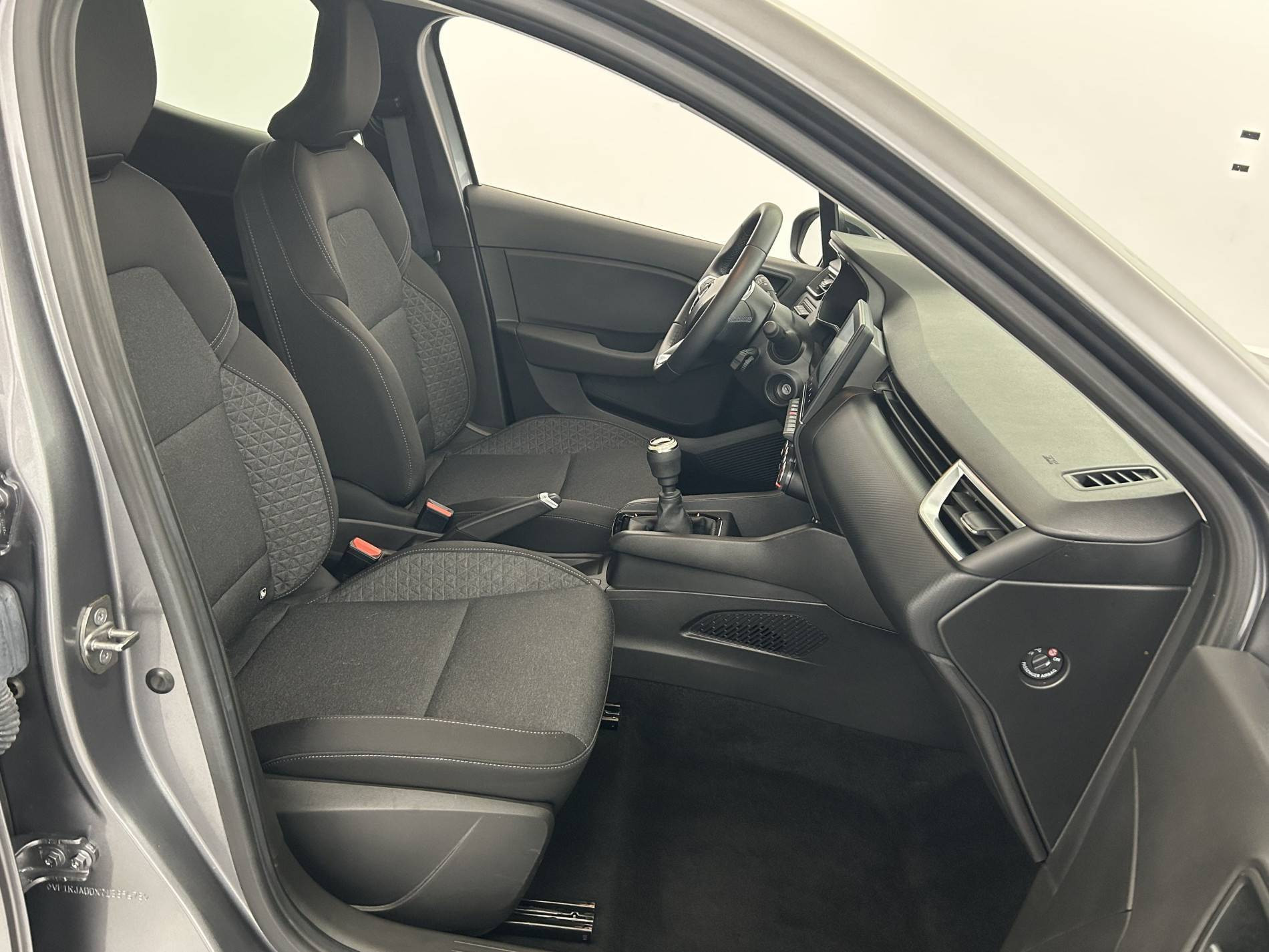 Vente en ligne Renault Clio 5 Clio TCe 90 au prix de 14 590 €