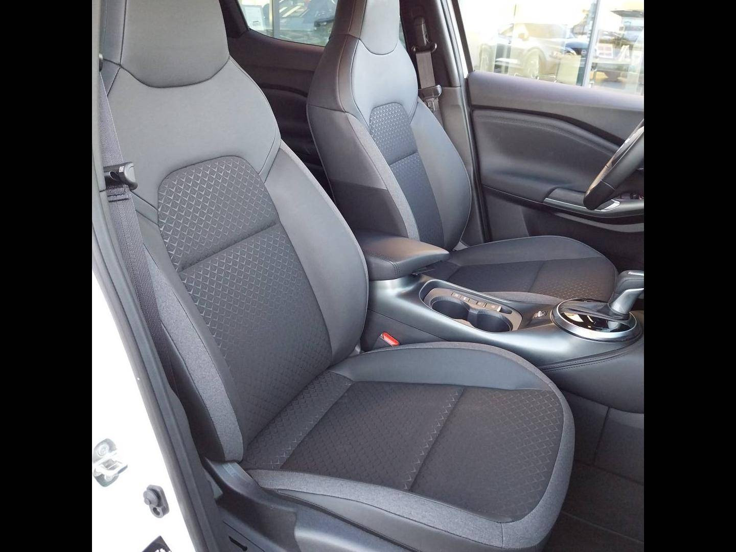 Vente en ligne Nissan Juke  HYBRID 143 au prix de 28 990 €