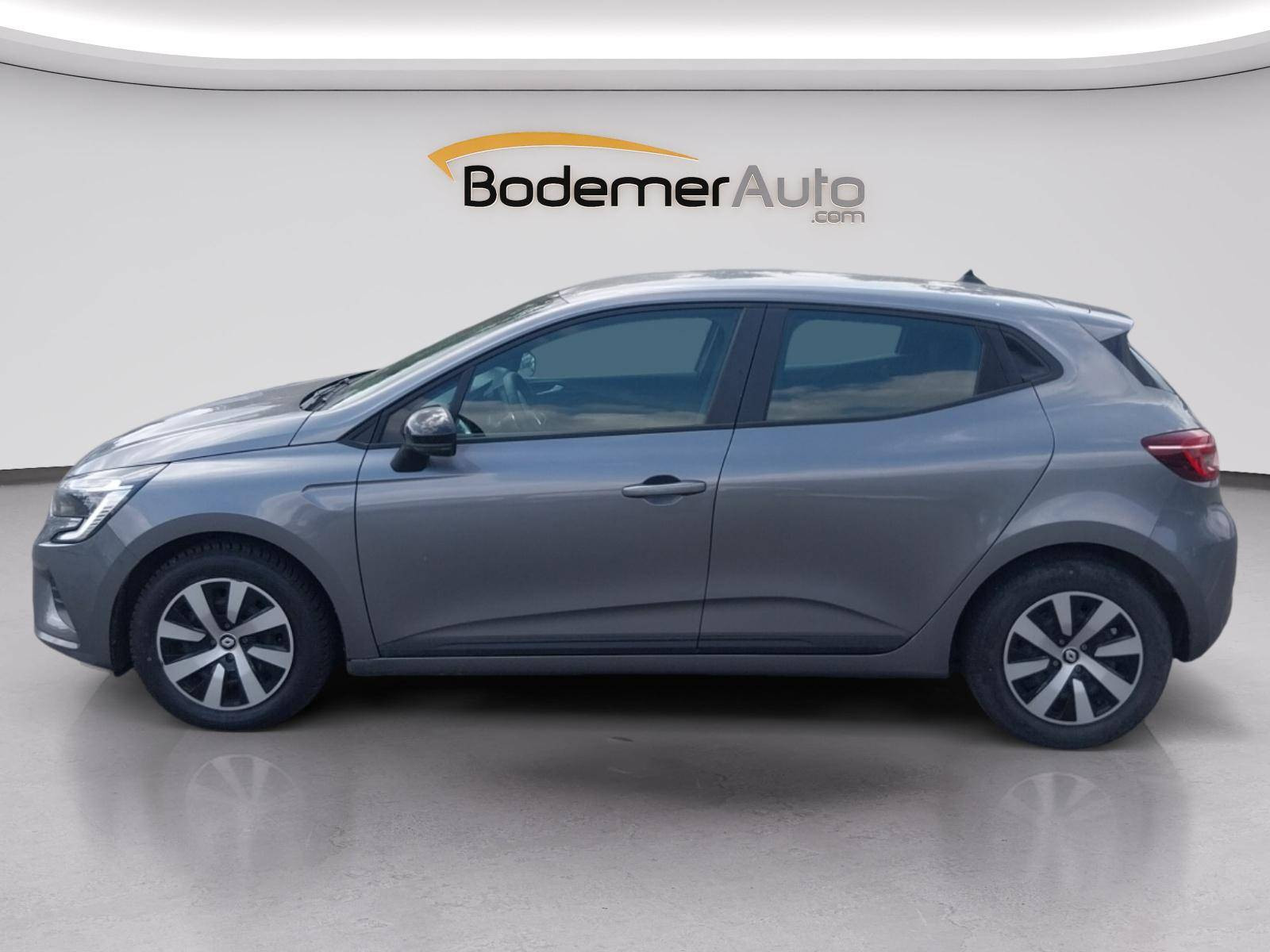 Vente en ligne Renault Clio 5 Clio E-Tech full hybrid 145 au prix de 15 990 €