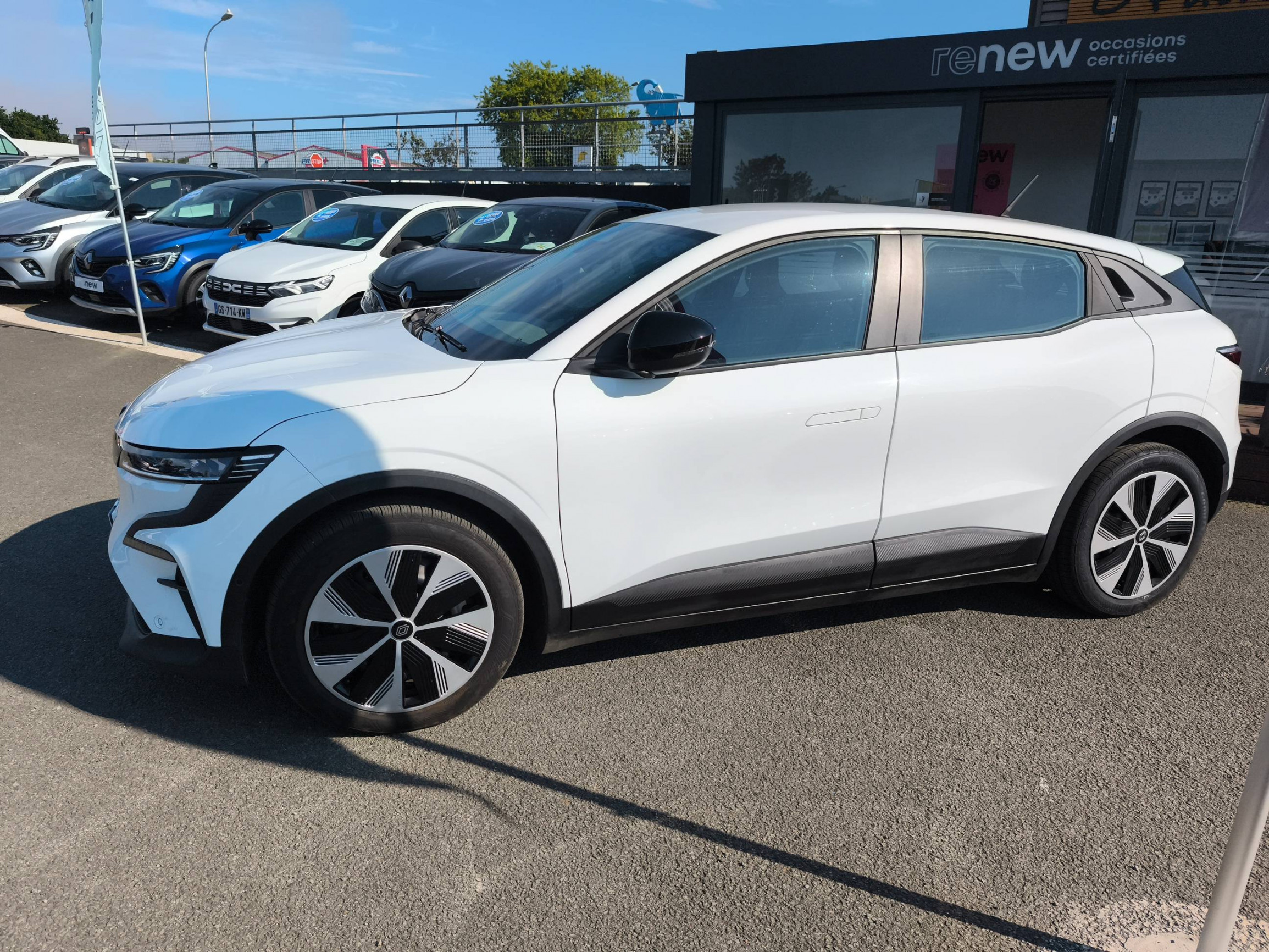Vente en ligne Renault Megane E-Tech  EV60 130ch optimum charge au prix de 24 990 €