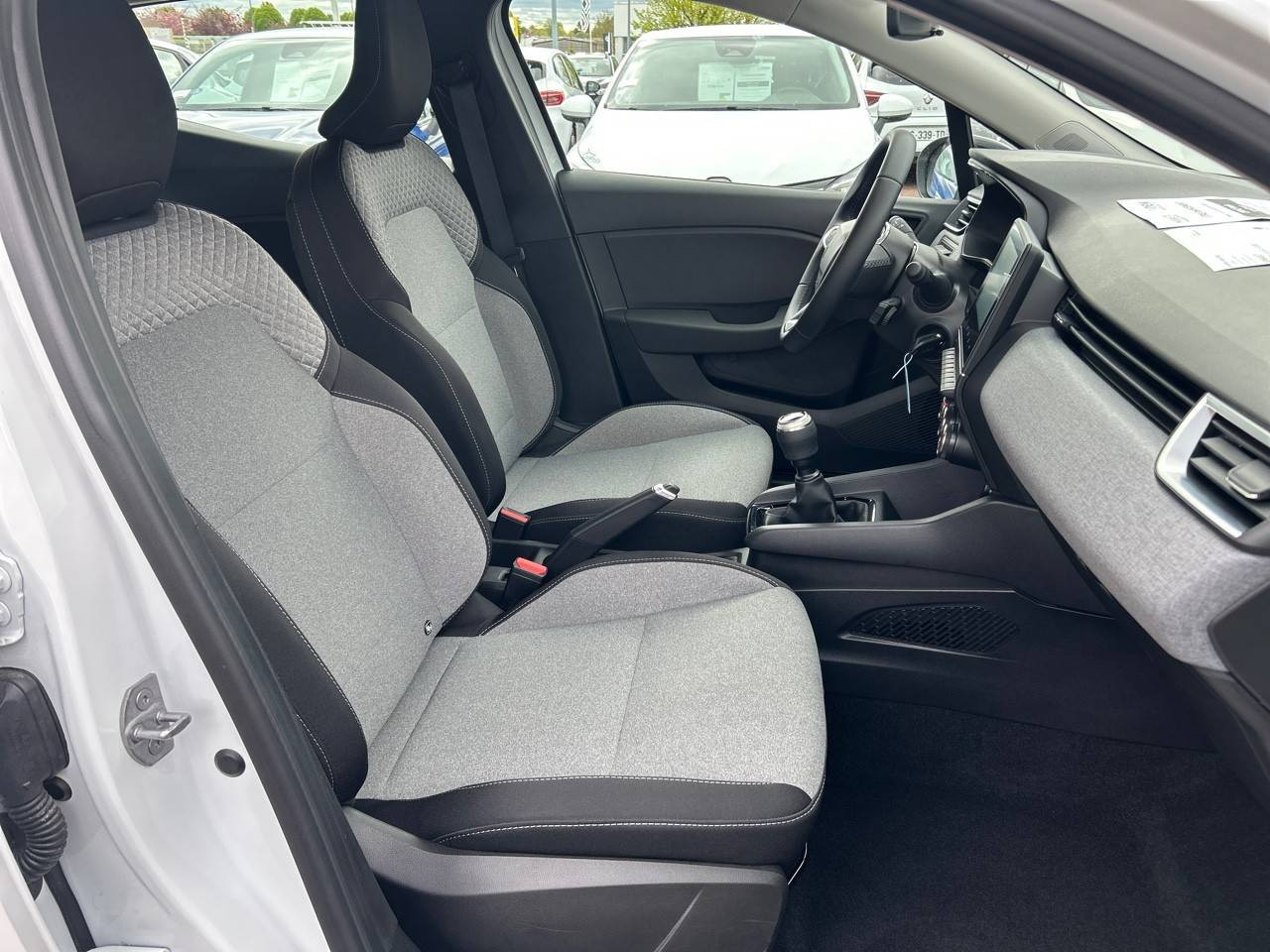 Vente en ligne Renault Clio 5 Clio SCe 65 ch GSR2 au prix de 15 990 €