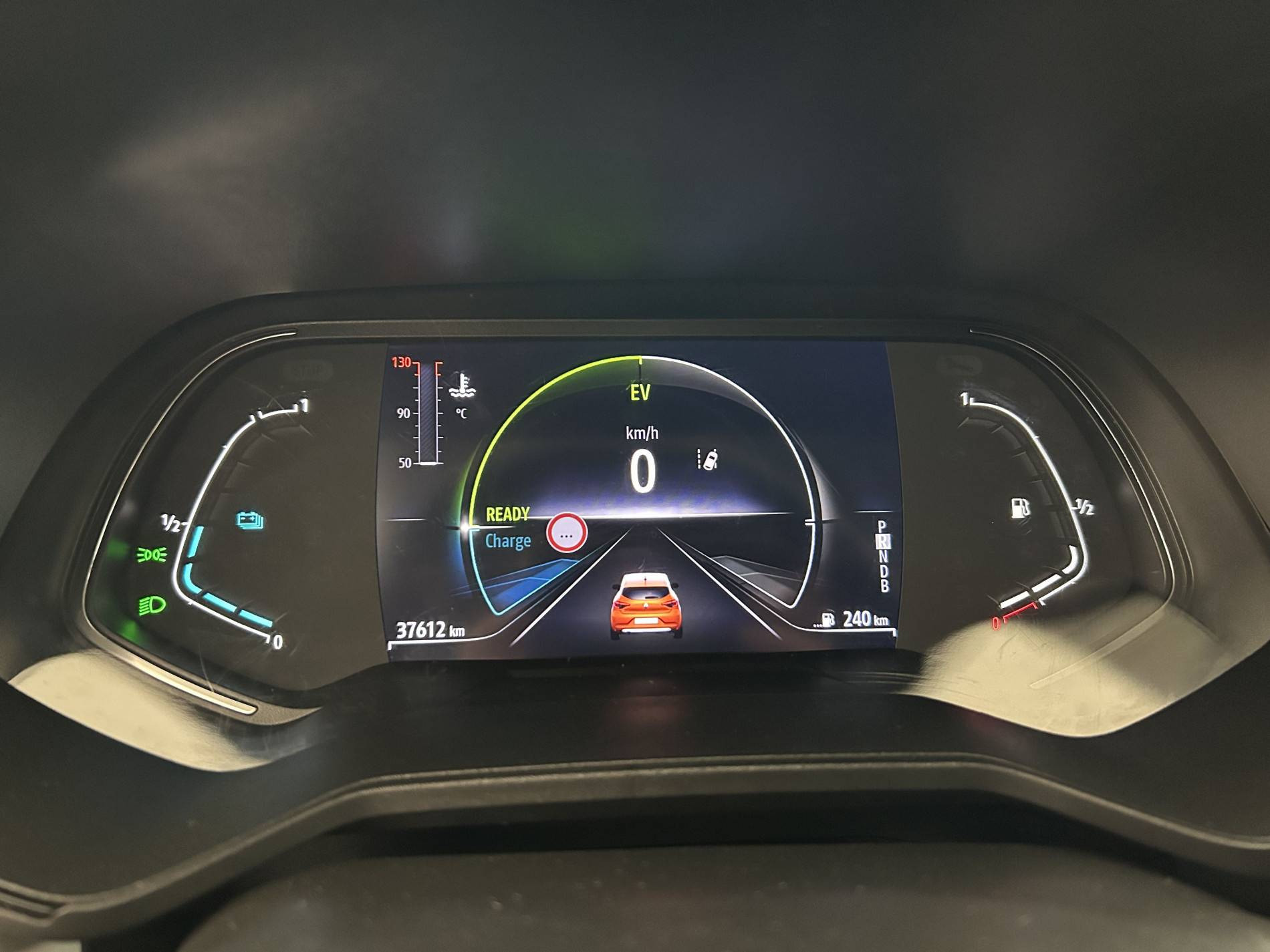 Vente en ligne Renault Clio 5 Clio E-Tech full hybrid 145 au prix de 16 990 €