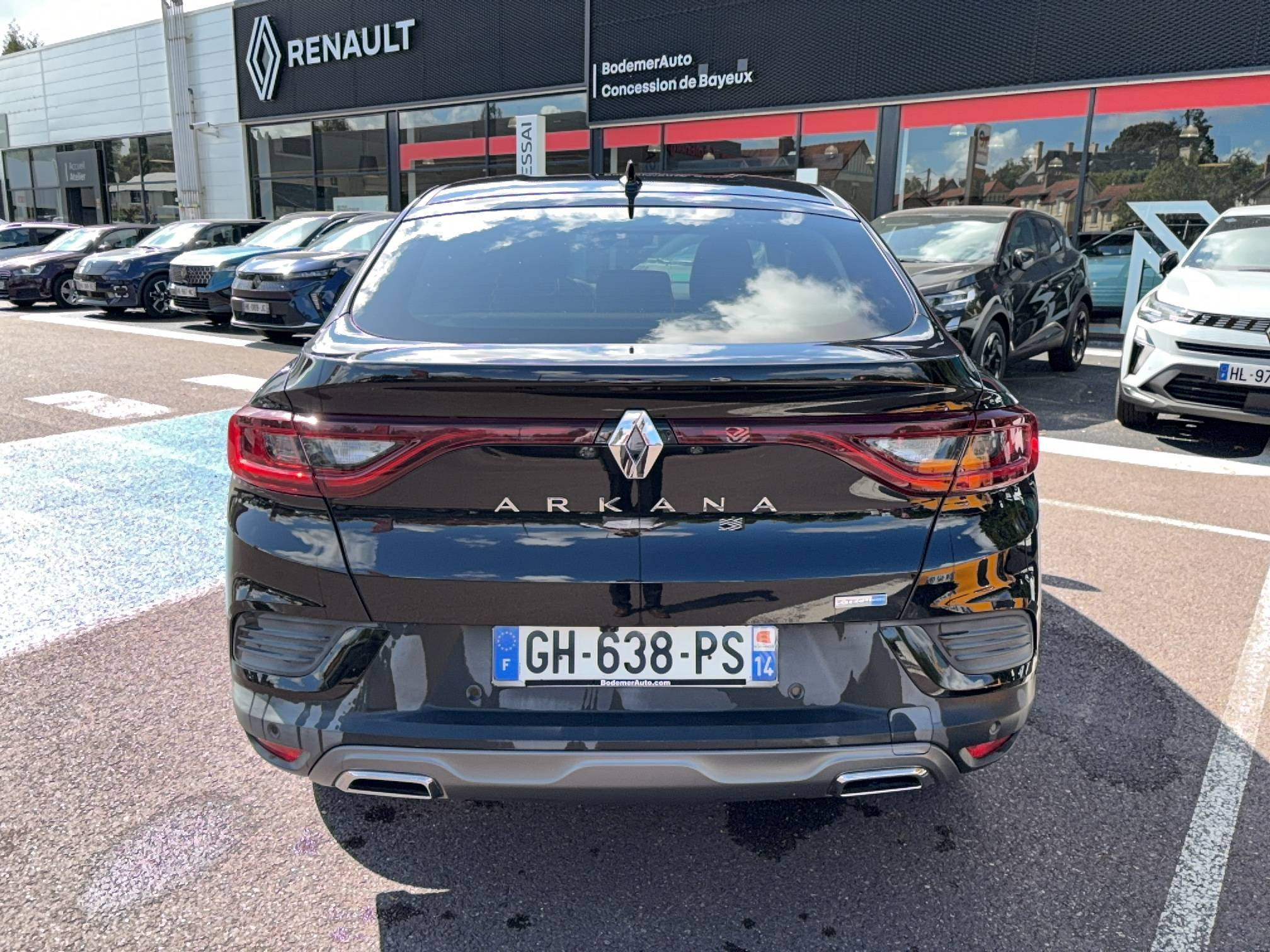 Vente en ligne Renault Arkana  E-Tech 145 - 21B au prix de 20 990 €