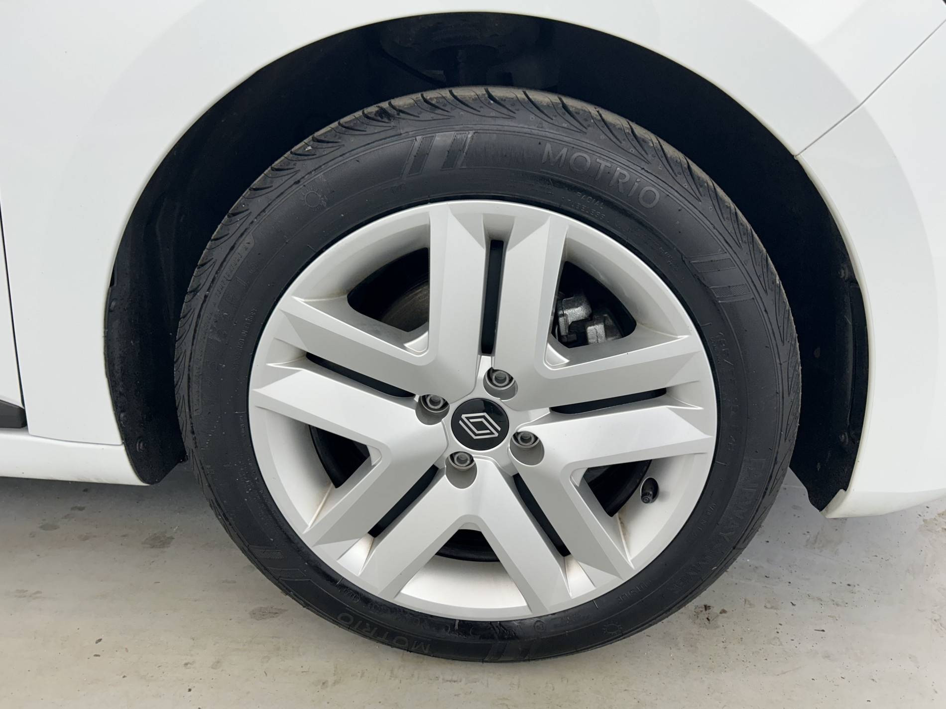 Vente en ligne Renault Clio 5 Clio E-Tech full hybrid 145 ch GSR2 au prix de 19 990 €