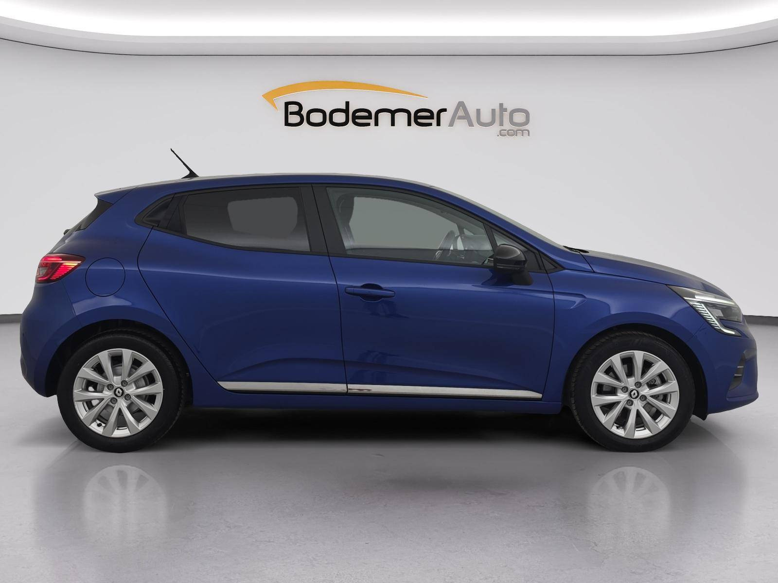 Vente en ligne Renault Clio 5 Clio E-Tech full hybrid 145 au prix de 16 990 €
