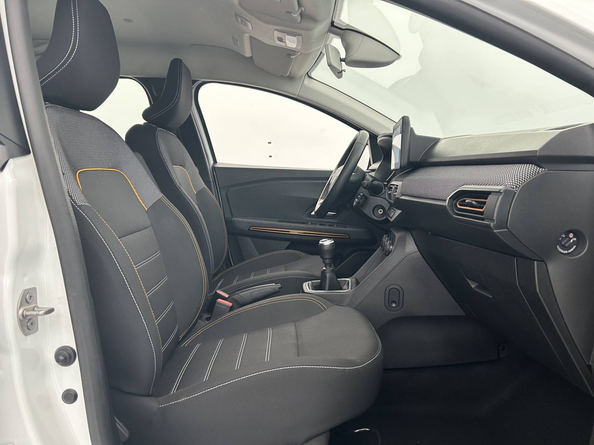 Vente en ligne Dacia Sandero  ECO-G 100 - 22 au prix de 13 890 €