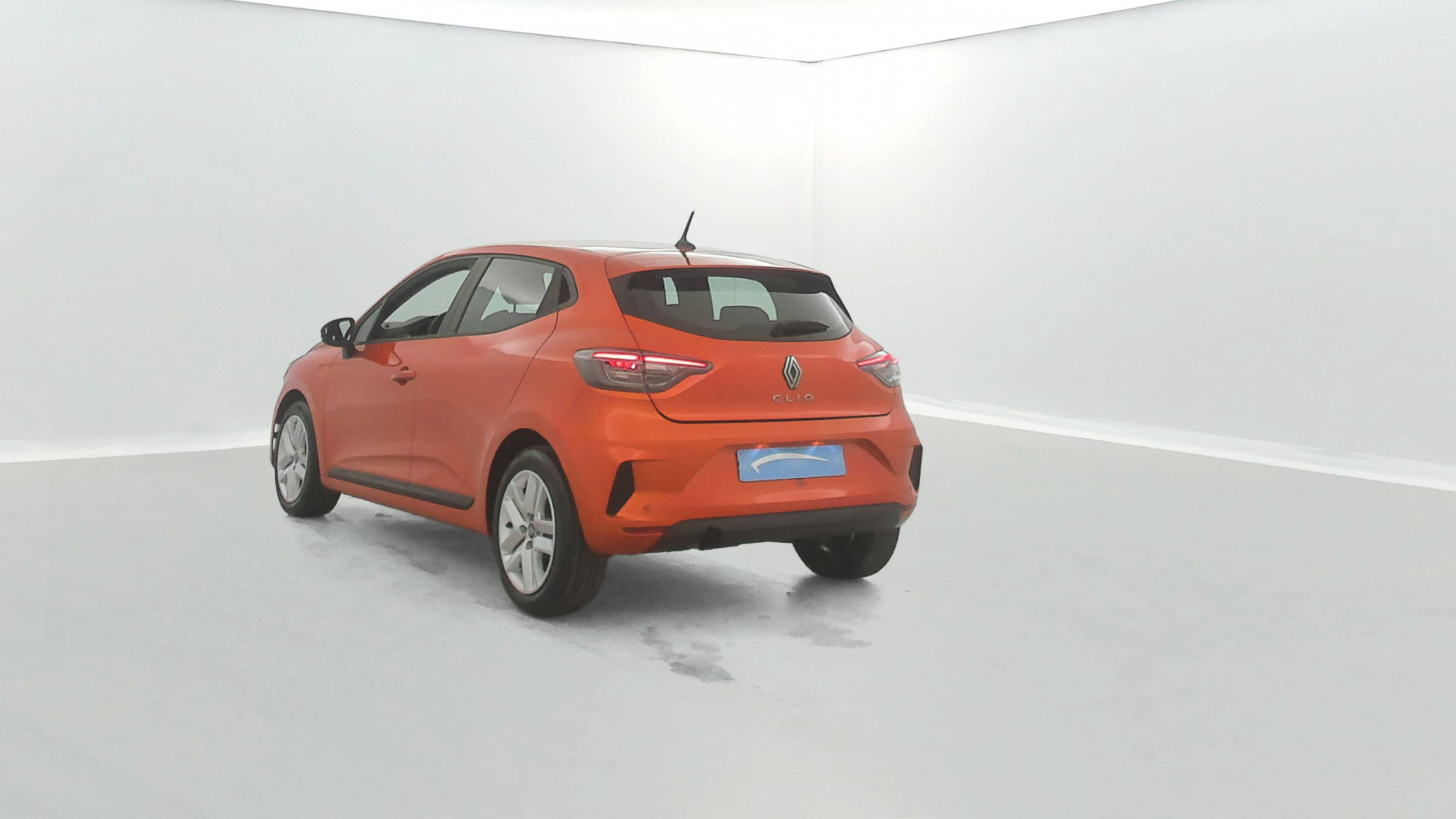 Vente en ligne Renault Clio 5 Clio TCe 90 au prix de 15 490 €