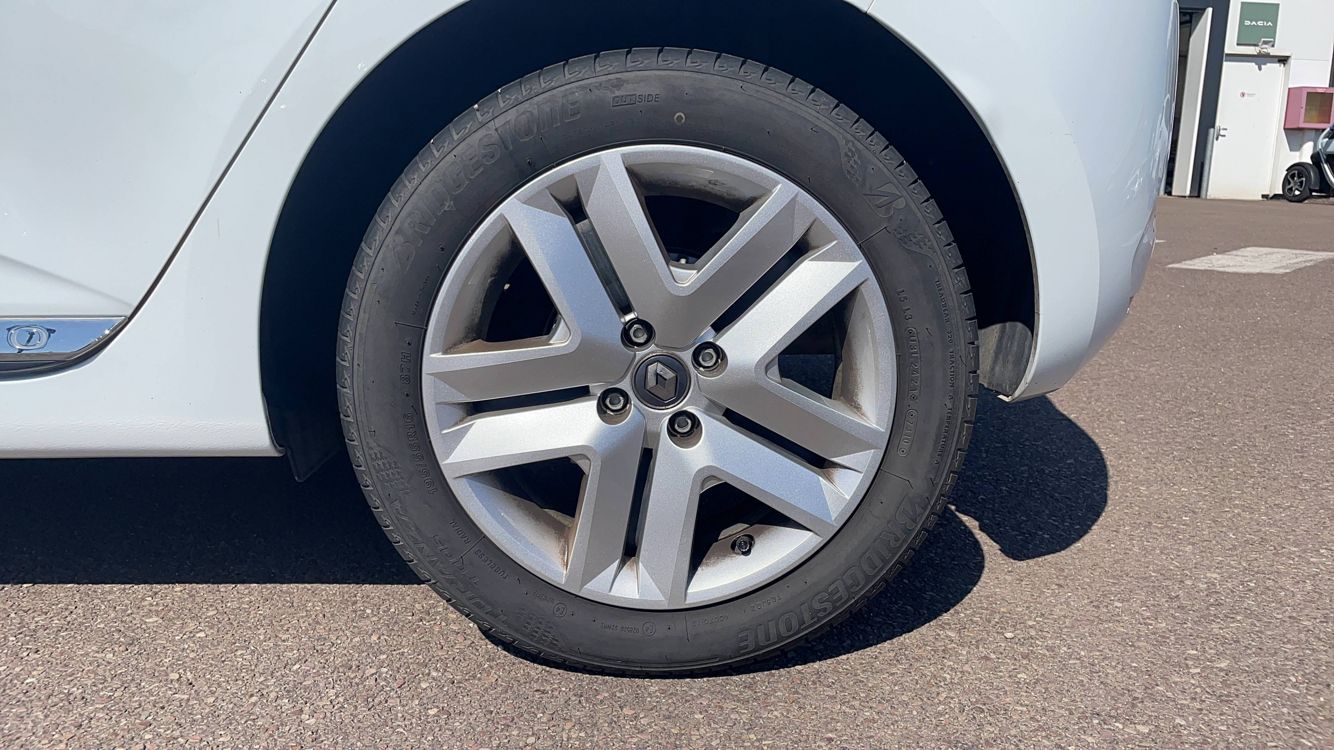 Vente en ligne Renault Clio 5 Clio TCe 90 X-Tronic - 21N au prix de 14 991 €