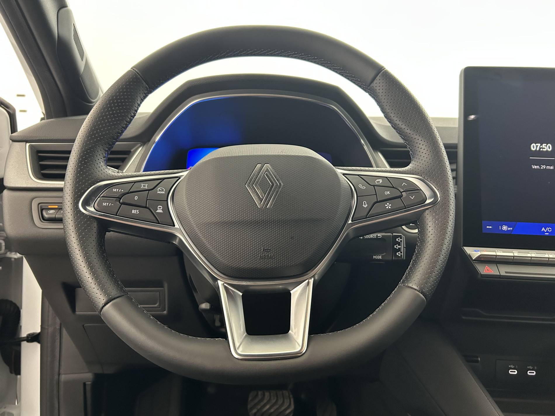 Vente en ligne Renault Symbioz  E-Tech full hybrid 145 au prix de 26 890 €