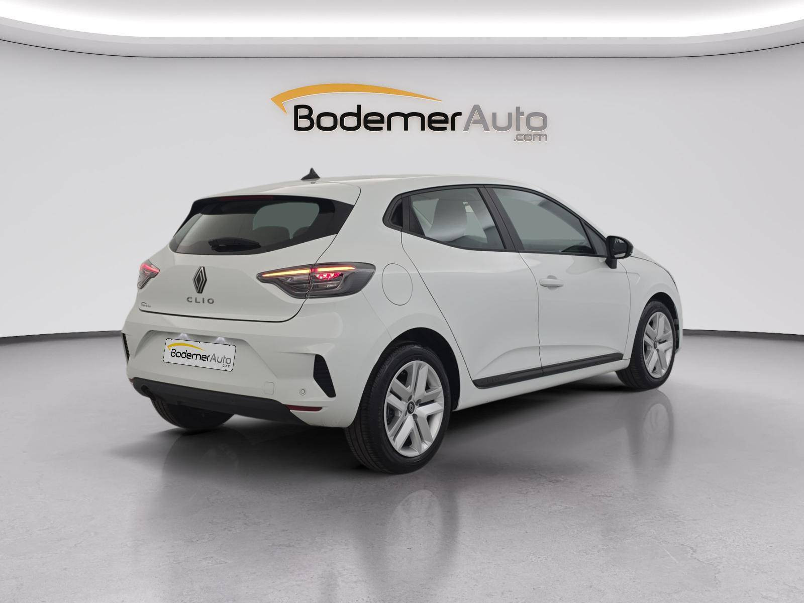 Vente en ligne Renault Clio 5 Clio TCe 90 au prix de 14 590 €