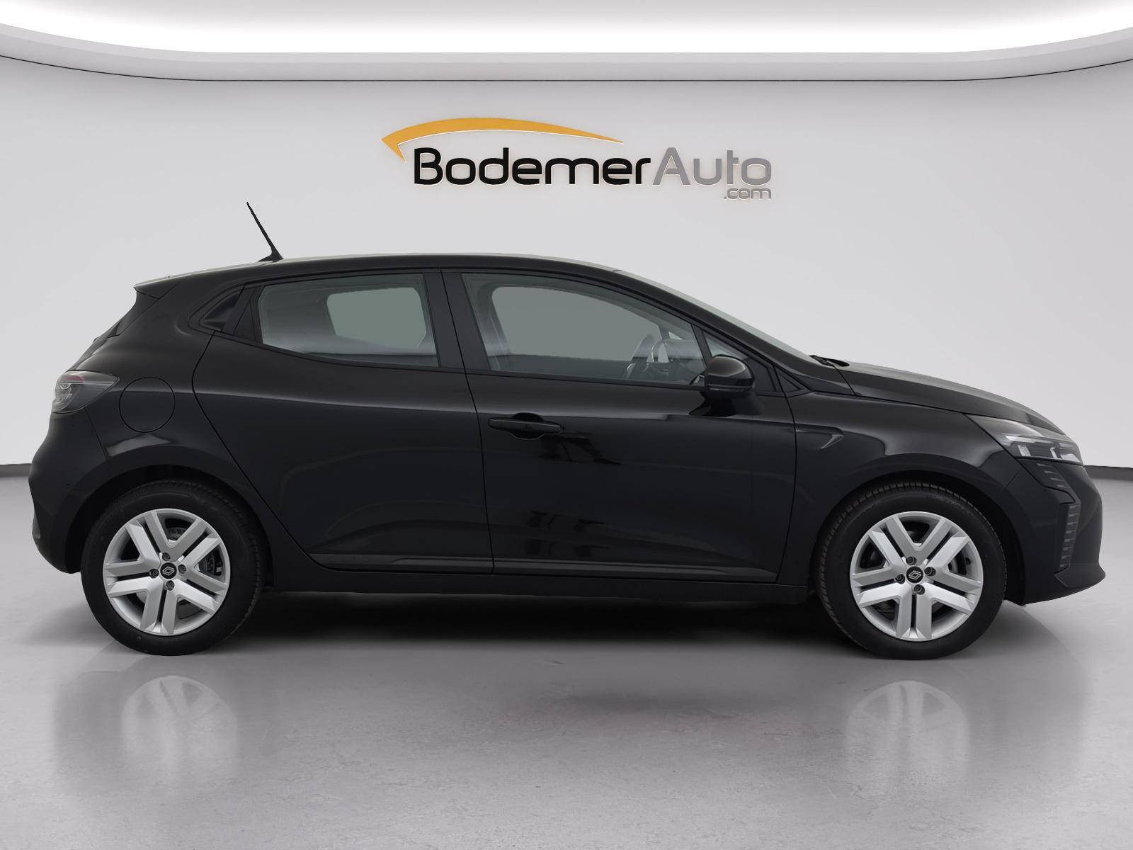 Vente en ligne Renault Clio 5 Clio Blue dCi 100 ch GSR2 au prix de 18 390 €