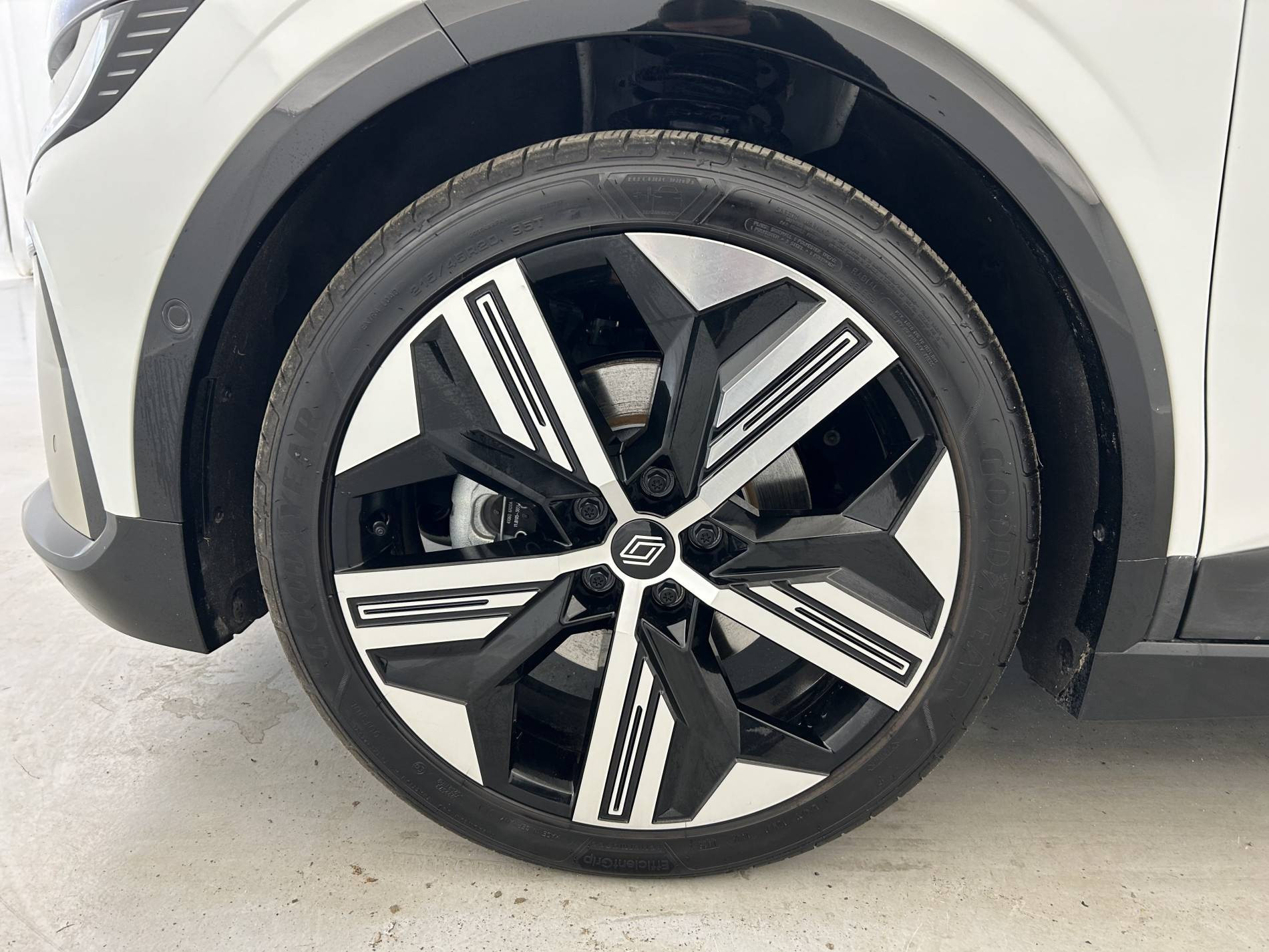 Vente en ligne Renault Megane E-Tech  220 ch autonomie confort GSR2 au prix de 32 791 €