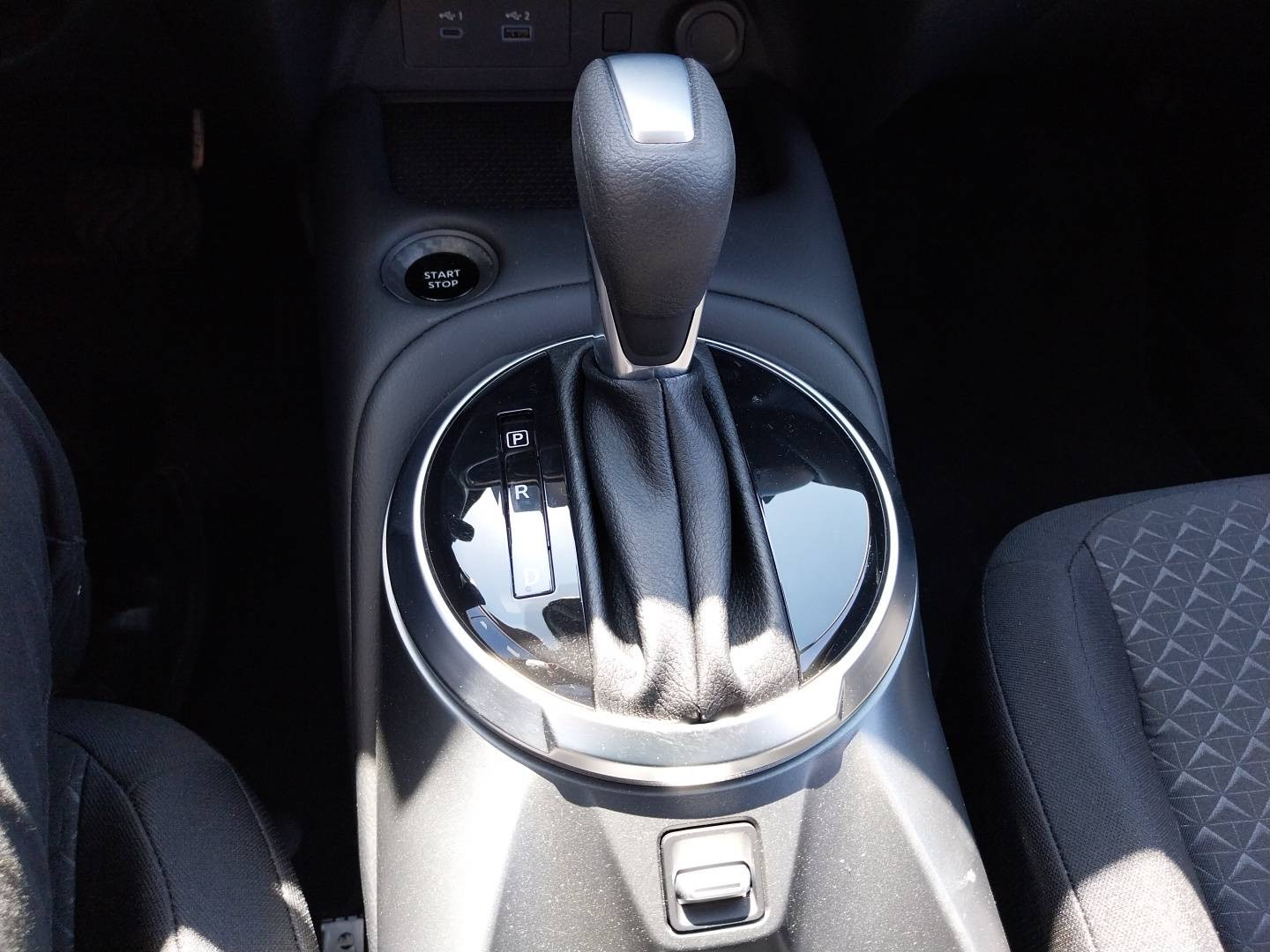 Vente en ligne Nissan Juke  HYBRID 143 au prix de 26 950 €