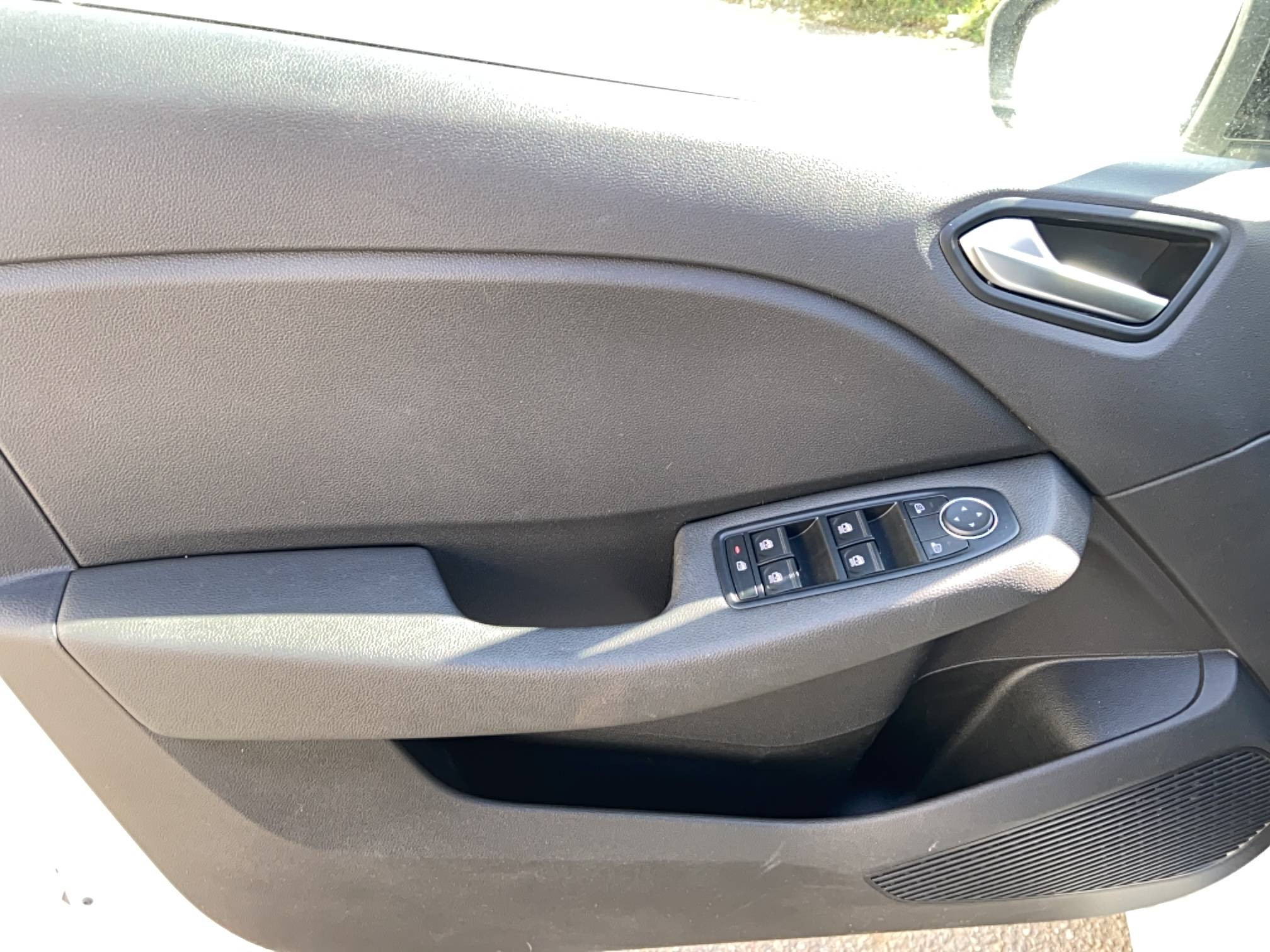 Vente en ligne Renault Clio 5 Clio Eco-G 100 ch GSR2 au prix de 16 290 €