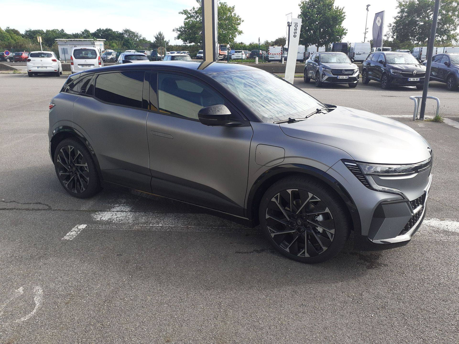 Vente en ligne Renault Megane E-Tech  220 ch autonomie confort au prix de 41 500 €