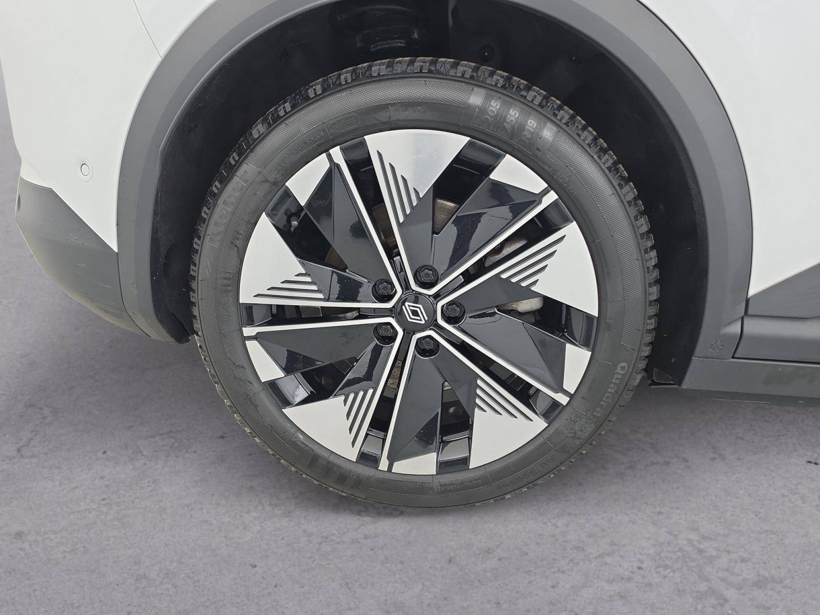 Vente en ligne Renault Scenic E-Tech Scenic E-Tech électrique 220 ch grande autonomie au prix de 32 000 €