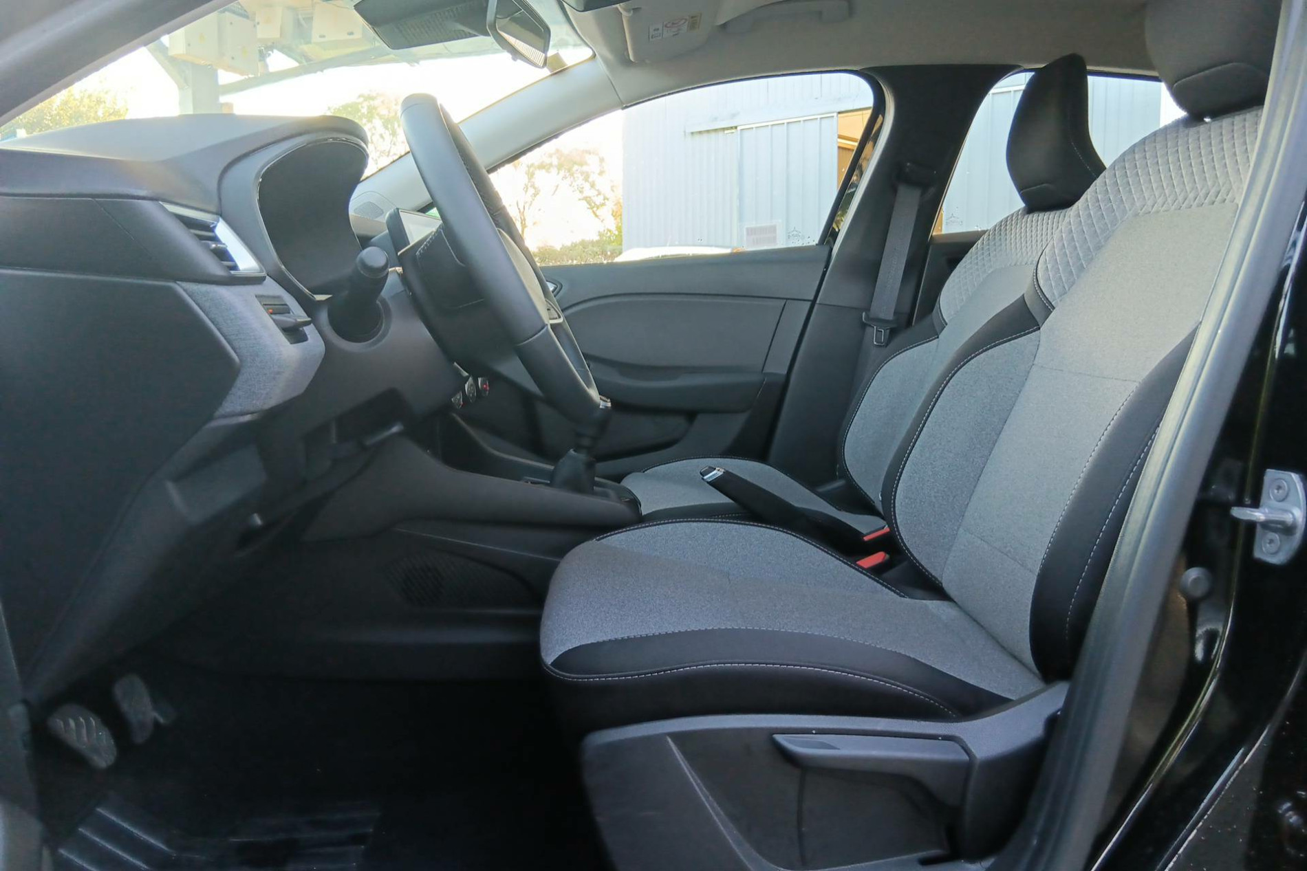 Vente en ligne Renault Clio 5 Clio Blue dCi 100 ch GSR2 au prix de 17 790 €