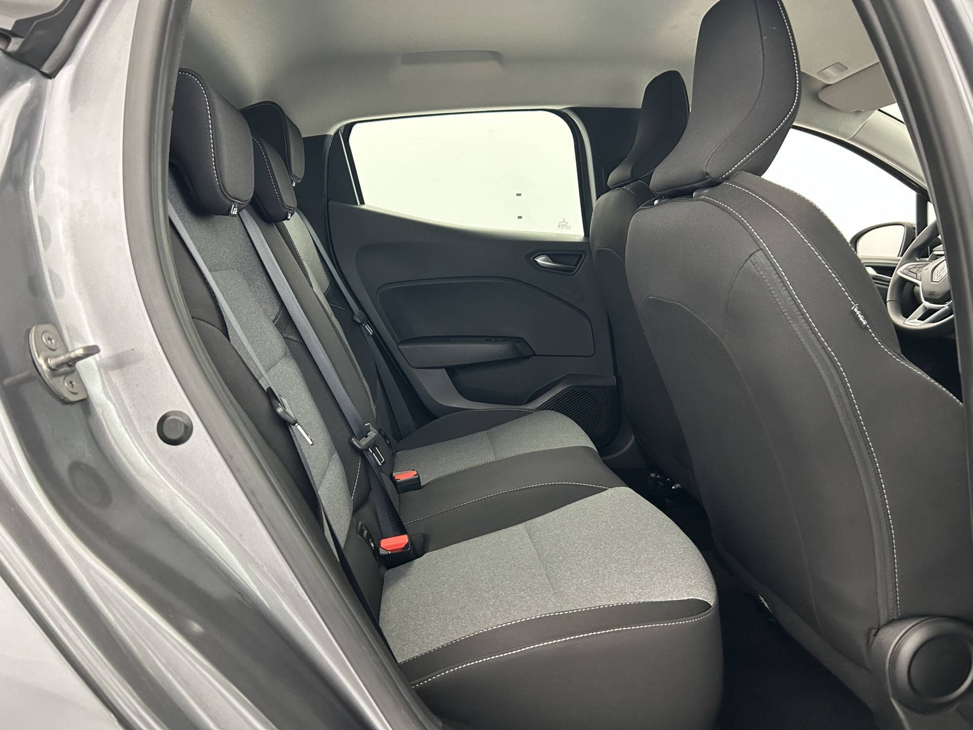 Vente en ligne Renault Clio 5 Clio TCe 90 au prix de 15 350 €
