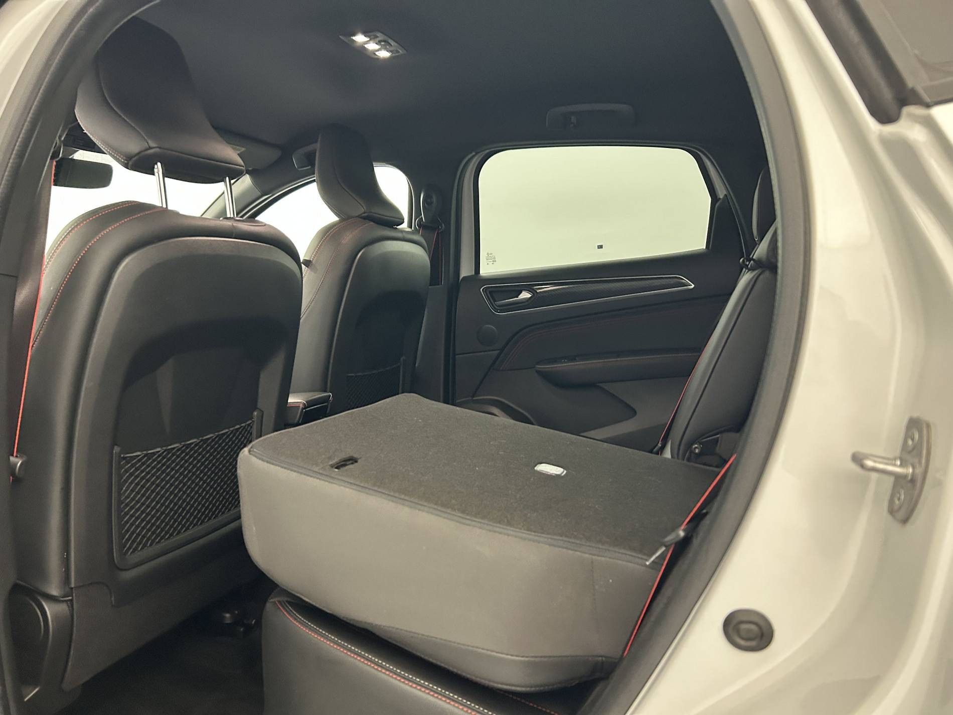 Vente en ligne Renault Arkana  E-Tech 145 - 21B au prix de 20 990 €