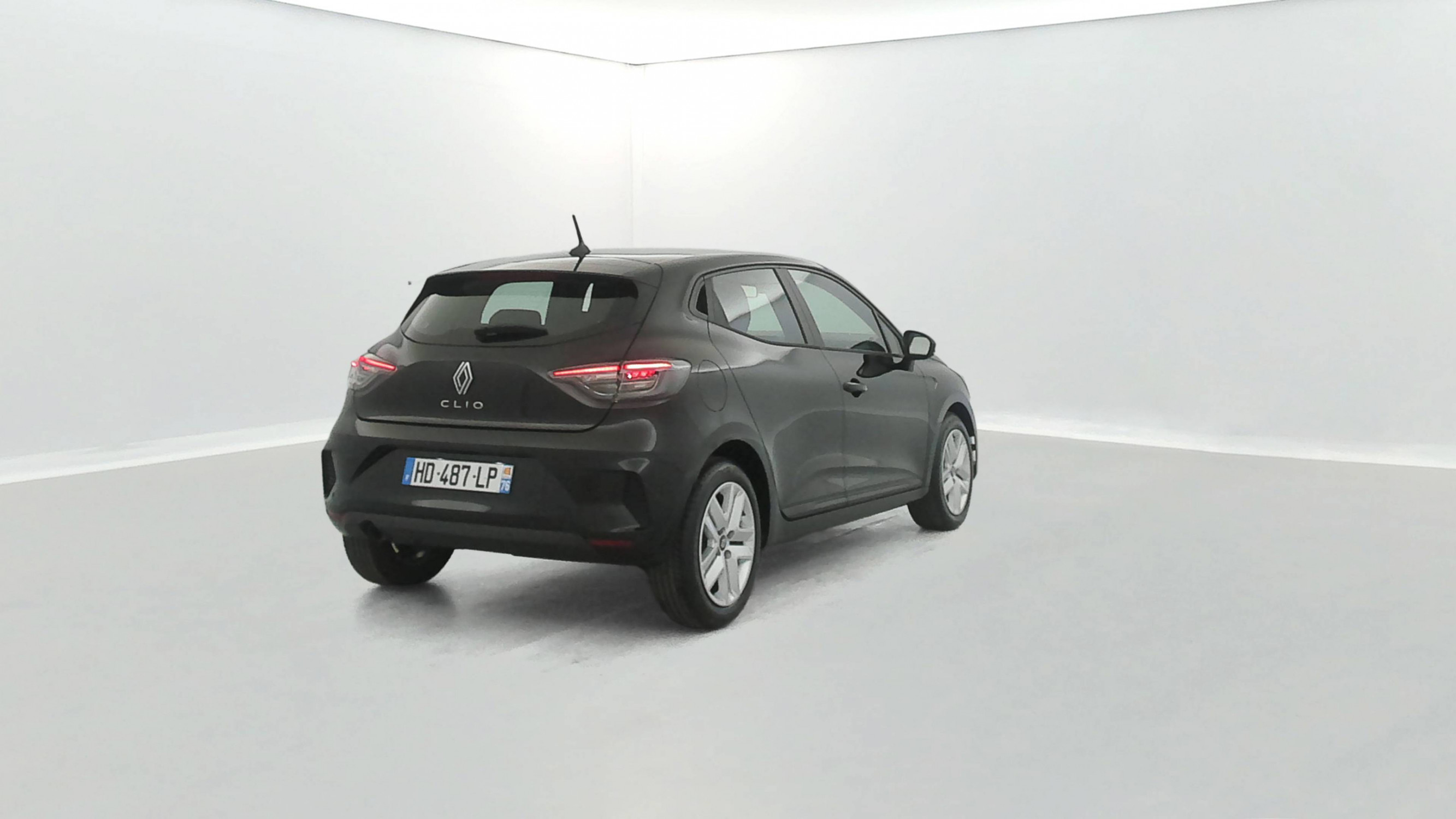 Vente en ligne Renault Clio 5 Clio Blue dCi 100 ch GSR2 au prix de 17 990 €