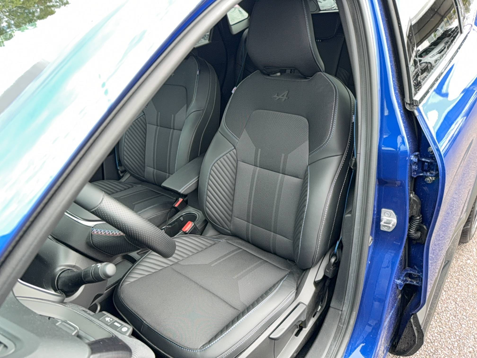 Vente en ligne Renault Symbioz  E-Tech full hybrid 160 ch au prix de 32 990 €