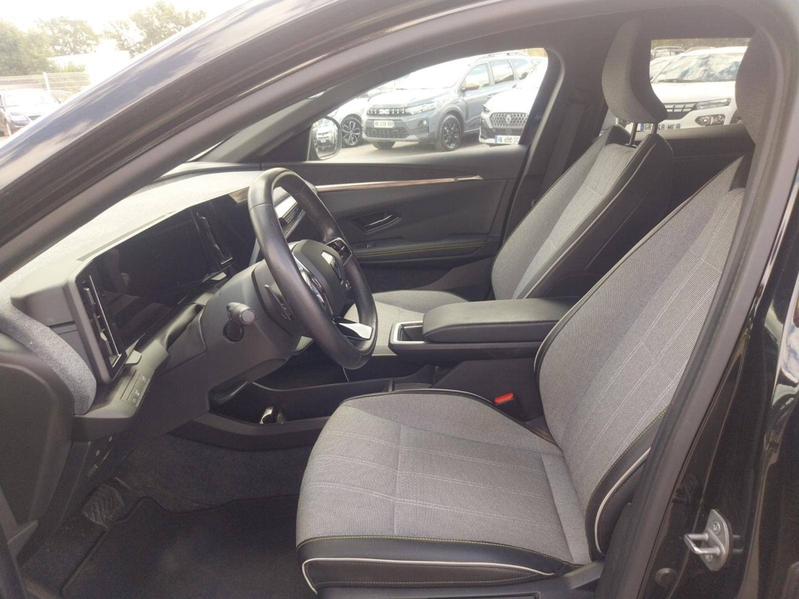 Vente en ligne Renault Megane E-Tech  EV60 220 ch super charge au prix de 26 490 €