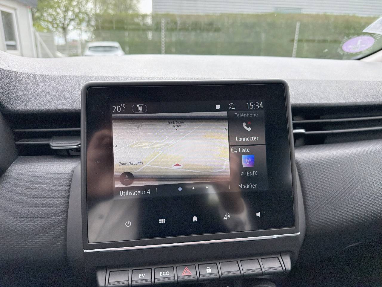 Vente en ligne Renault Clio 5 Clio E-Tech 140 - 21 au prix de 13 490 €