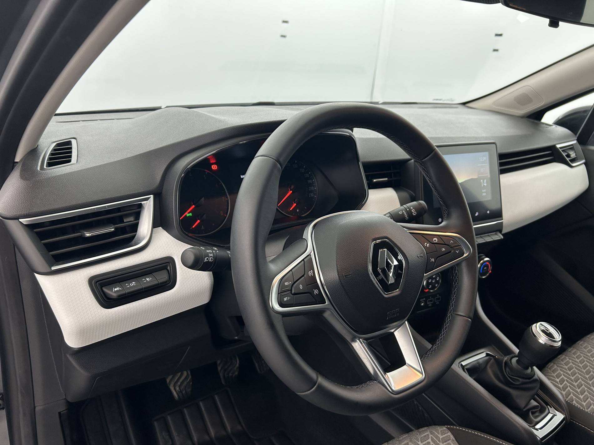 Vente en ligne Renault Clio 5 Clio TCe 90 au prix de 14 990 €