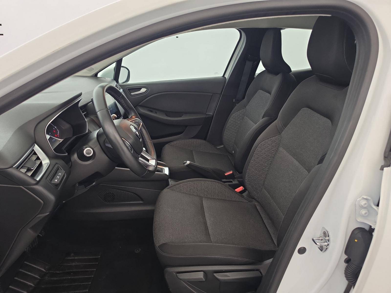 Vente en ligne Renault Clio 5 Clio E-Tech 140 au prix de 13 990 €