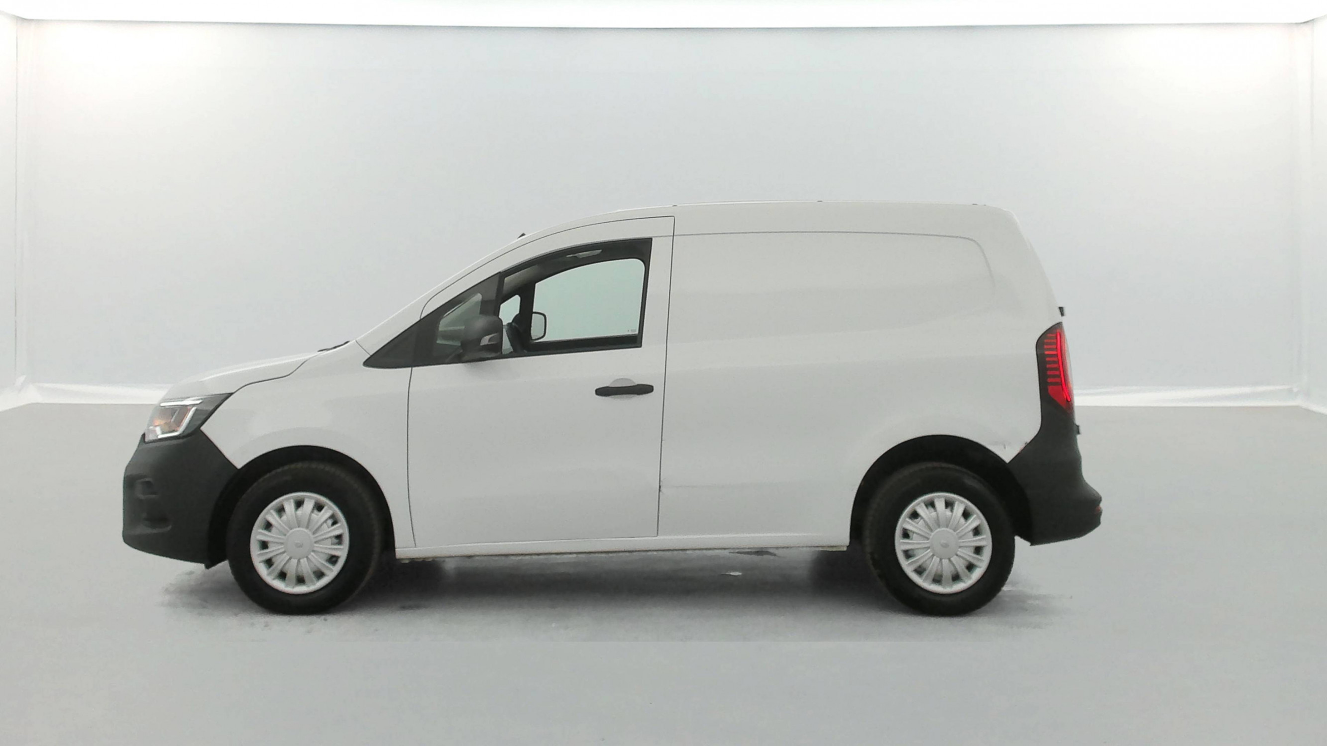 Vente en ligne Renault Kangoo Van  BLUE DCI 115 EDC au prix de 18 590 €