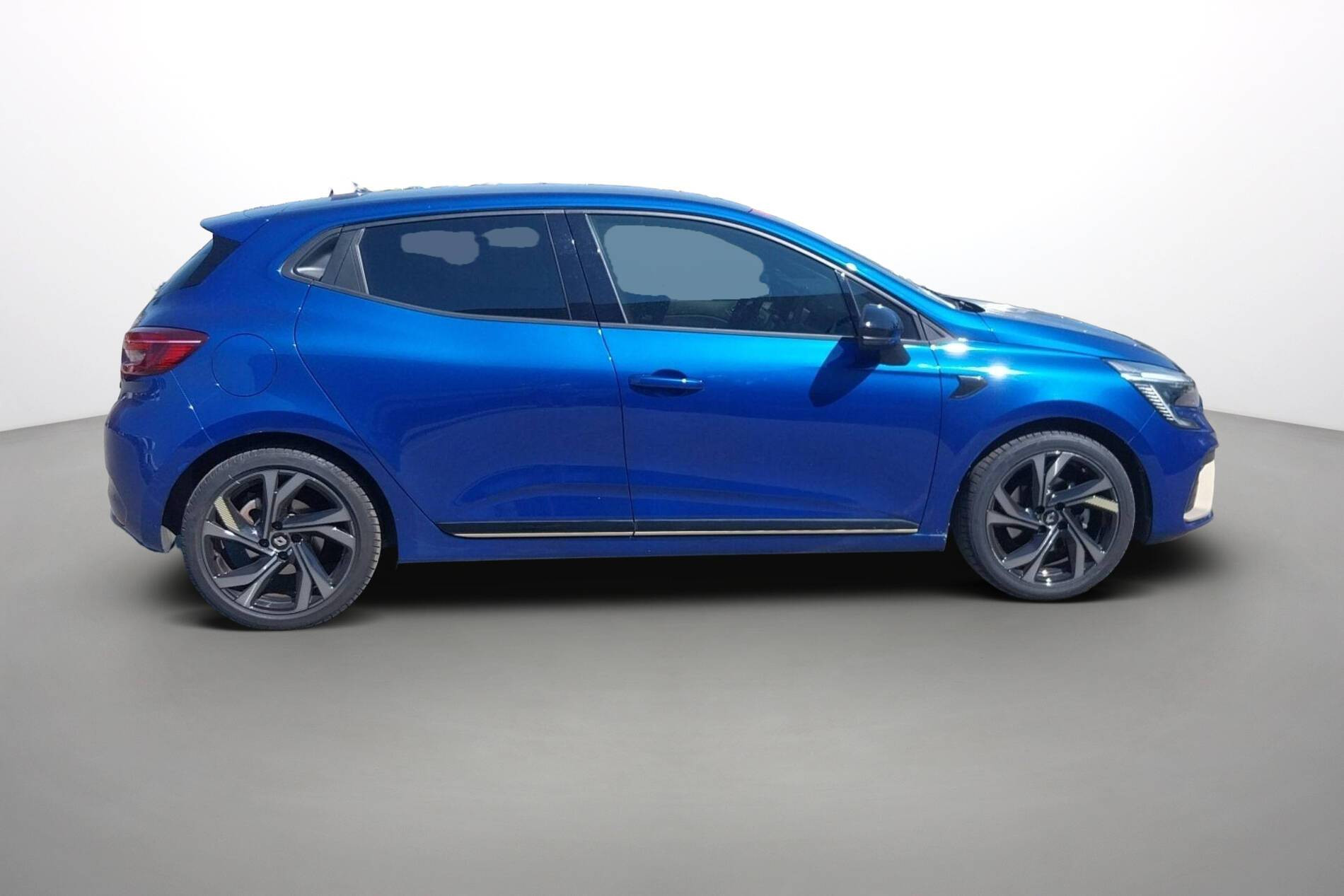 Vente en ligne Renault Clio 5 Clio E-Tech full hybrid 145 au prix de 16 990 €