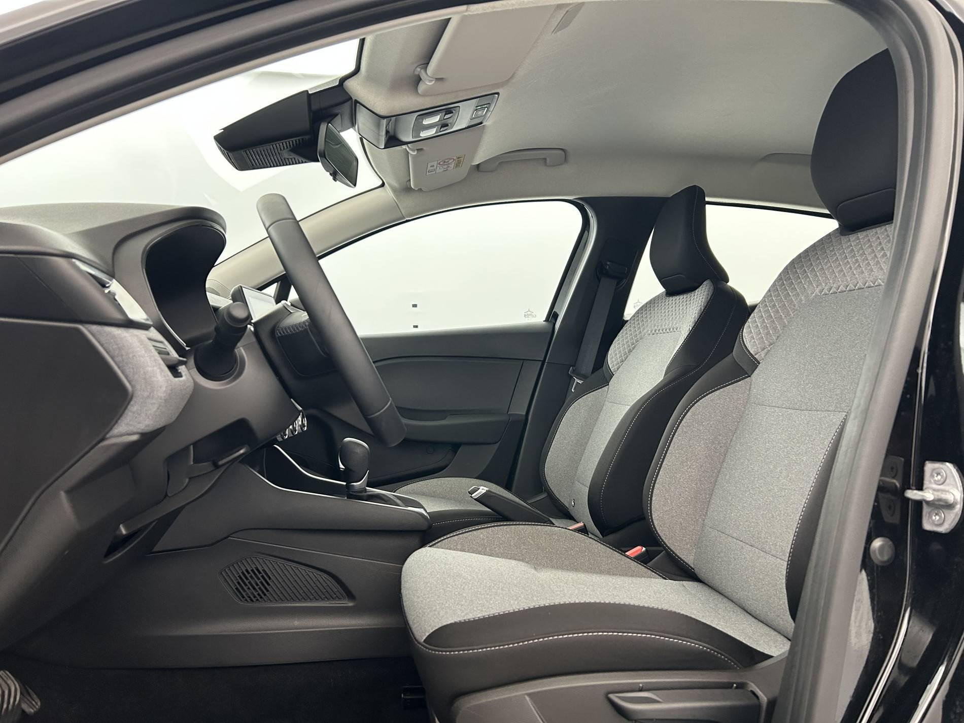 Vente en ligne Renault Clio 5 Clio E-Tech full hybrid 145 ch GSR2 au prix de 19 250 €