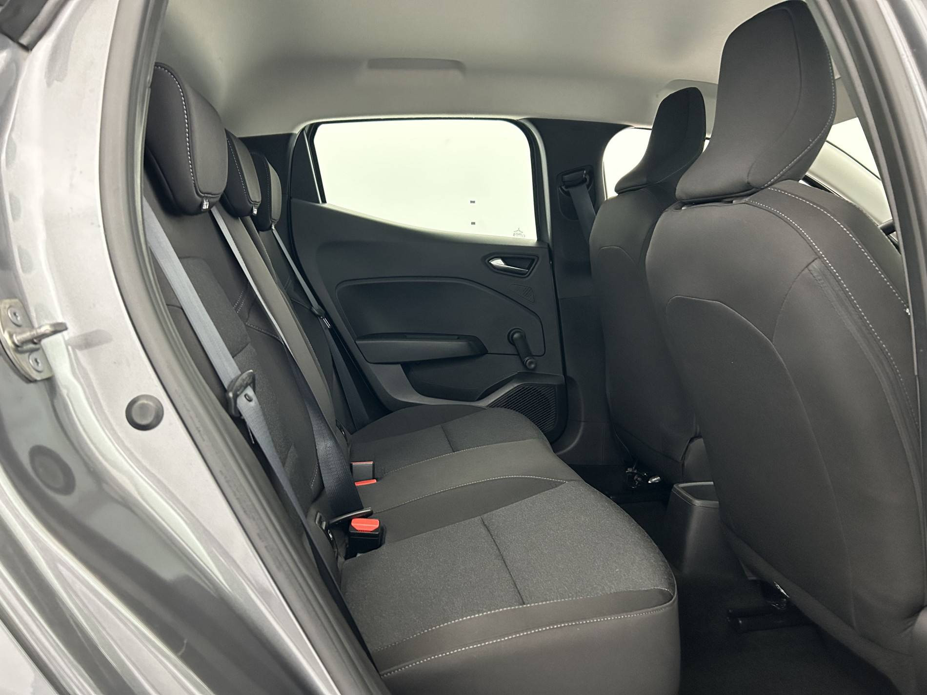 Vente en ligne Renault Clio 5 Clio TCe 90 au prix de 14 490 €