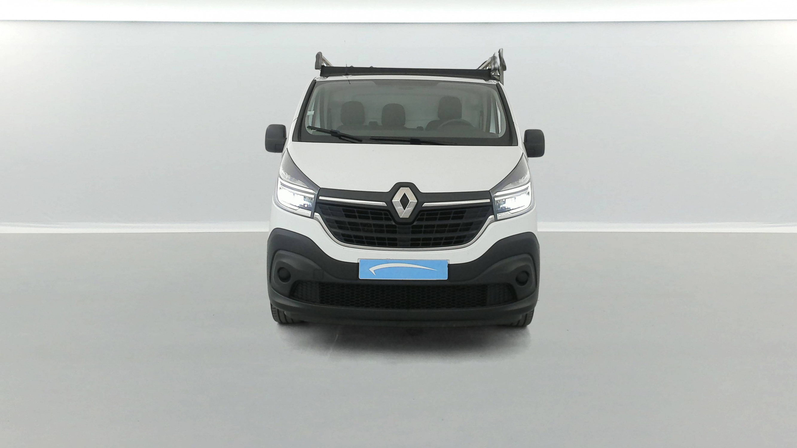 Vente en ligne Renault Trafic 3 Fourgon TRAFIC FGN L1H1 1000 KG DCI 120 au prix de 19 490 €