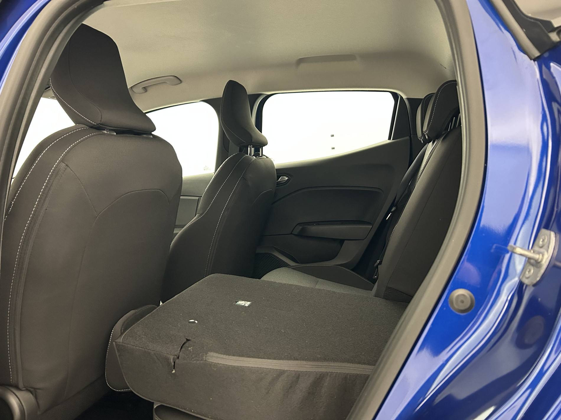 Vente en ligne Renault Clio 5 Clio TCe 90 ch GSR2 au prix de 15 990 €