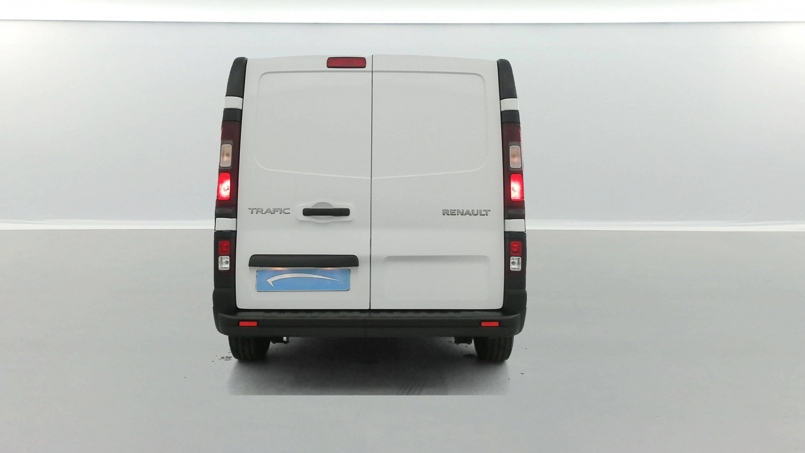 Vente en ligne Renault Trafic 3 Fourgon TRAFIC FG BLUE DCI 130 L1H1 3T GSR2 au prix de 22 900 €