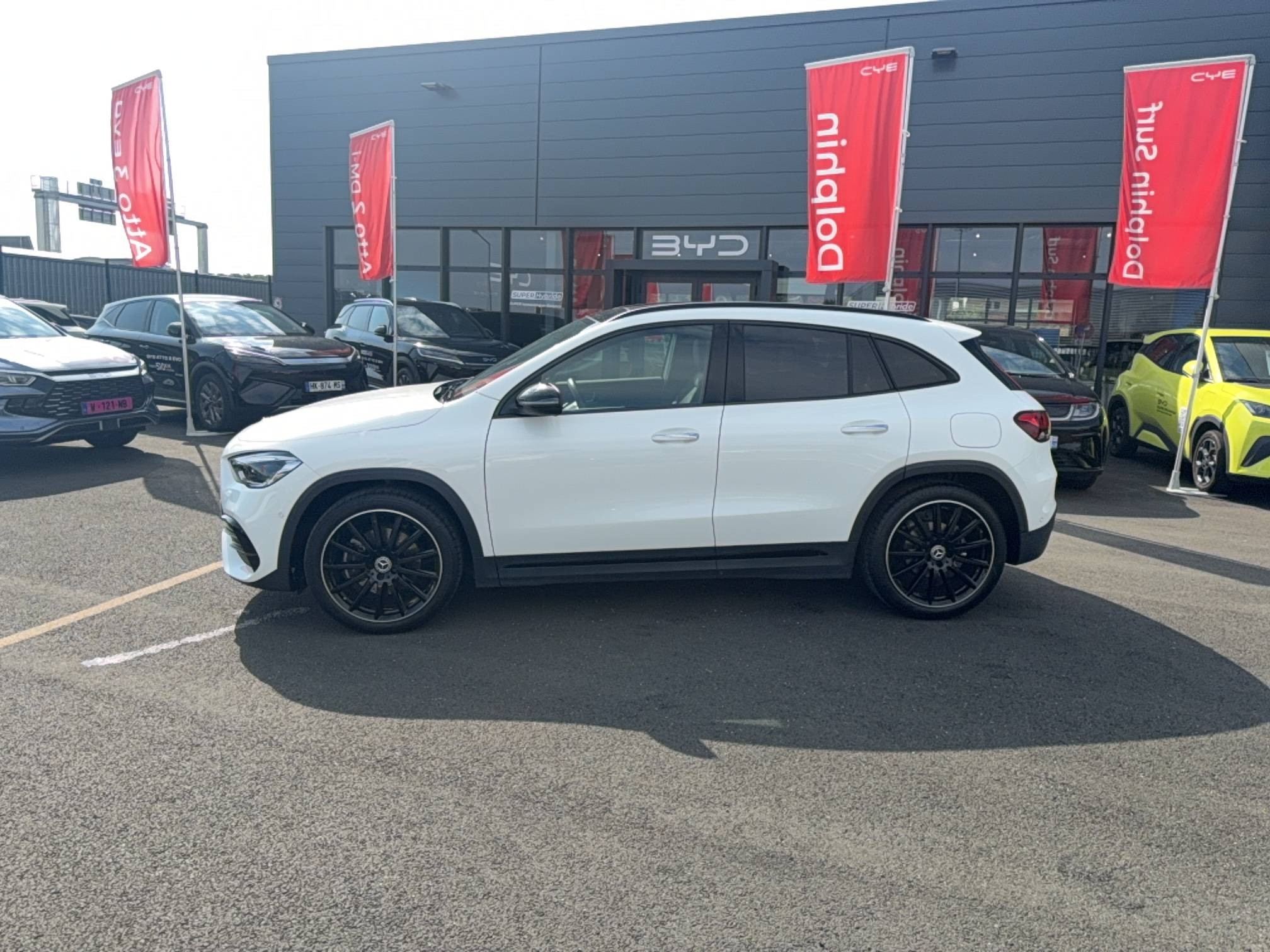 Vente en ligne Mercedes GLA  200 7G-DCT au prix de 31 990 €