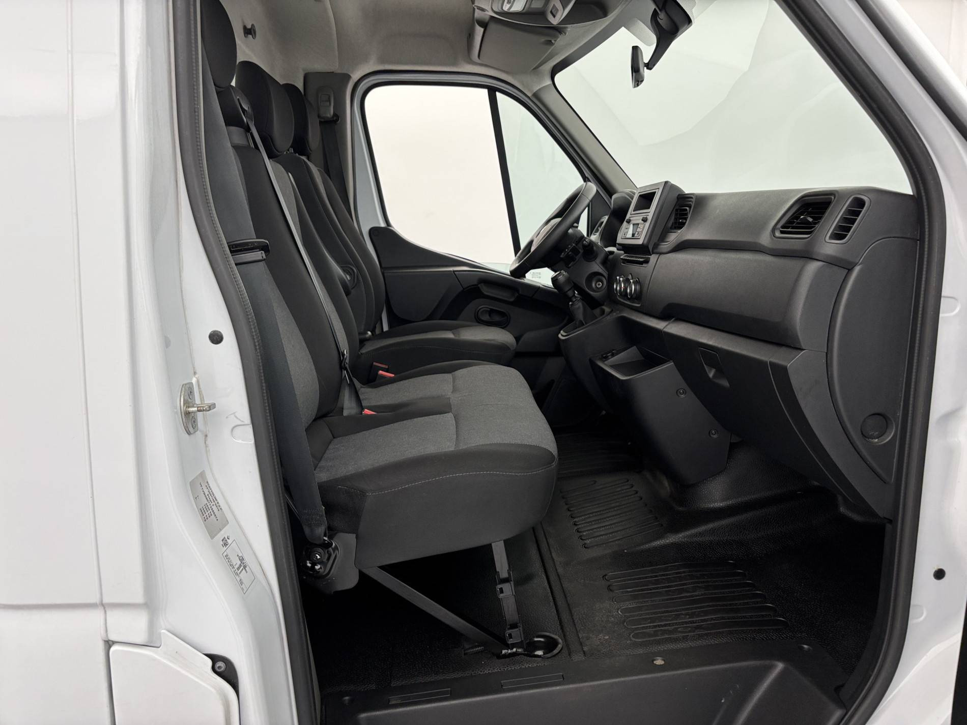 Vente en ligne Renault Master 3 Châssis Cabine MASTER CC PROP RJ3500 L2 PAFC BLUE DCI 130 EURO VI au prix de 32 000 €