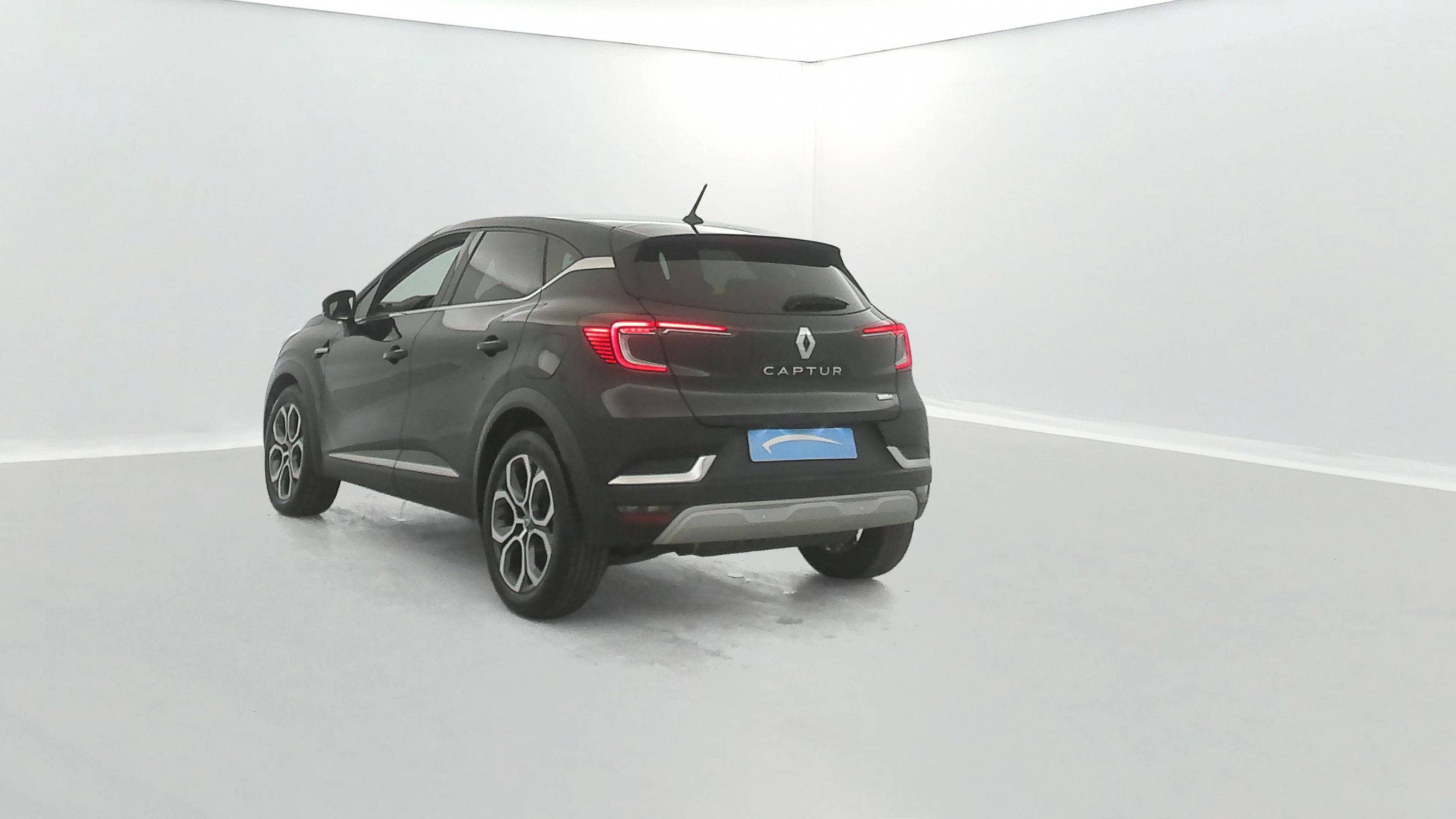 Vente en ligne Renault Captur  E-Tech Plug-in 160 au prix de 15 500 €