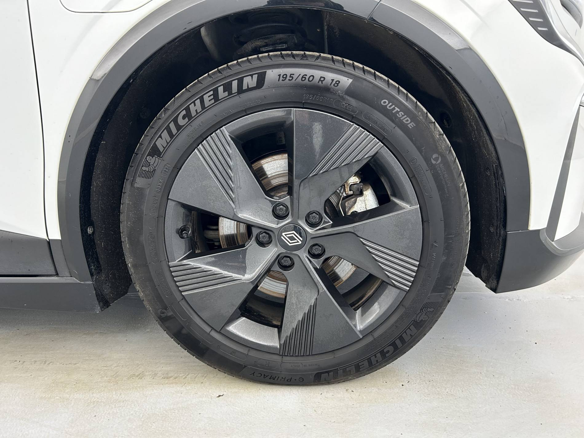 Vente en ligne Renault Megane E-Tech  130 ch autonomie confort GSR2 au prix de 19 950 €