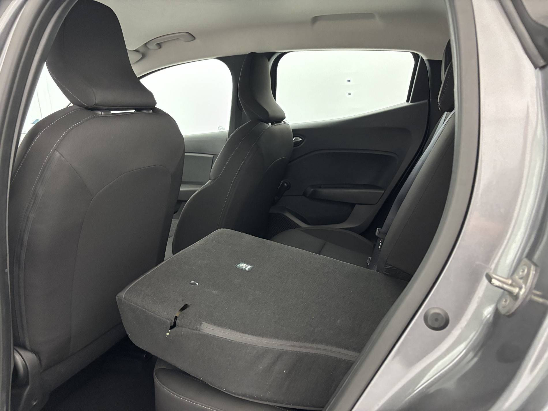 Vente en ligne Renault Clio 5 Clio TCe 90 au prix de 13 790 €