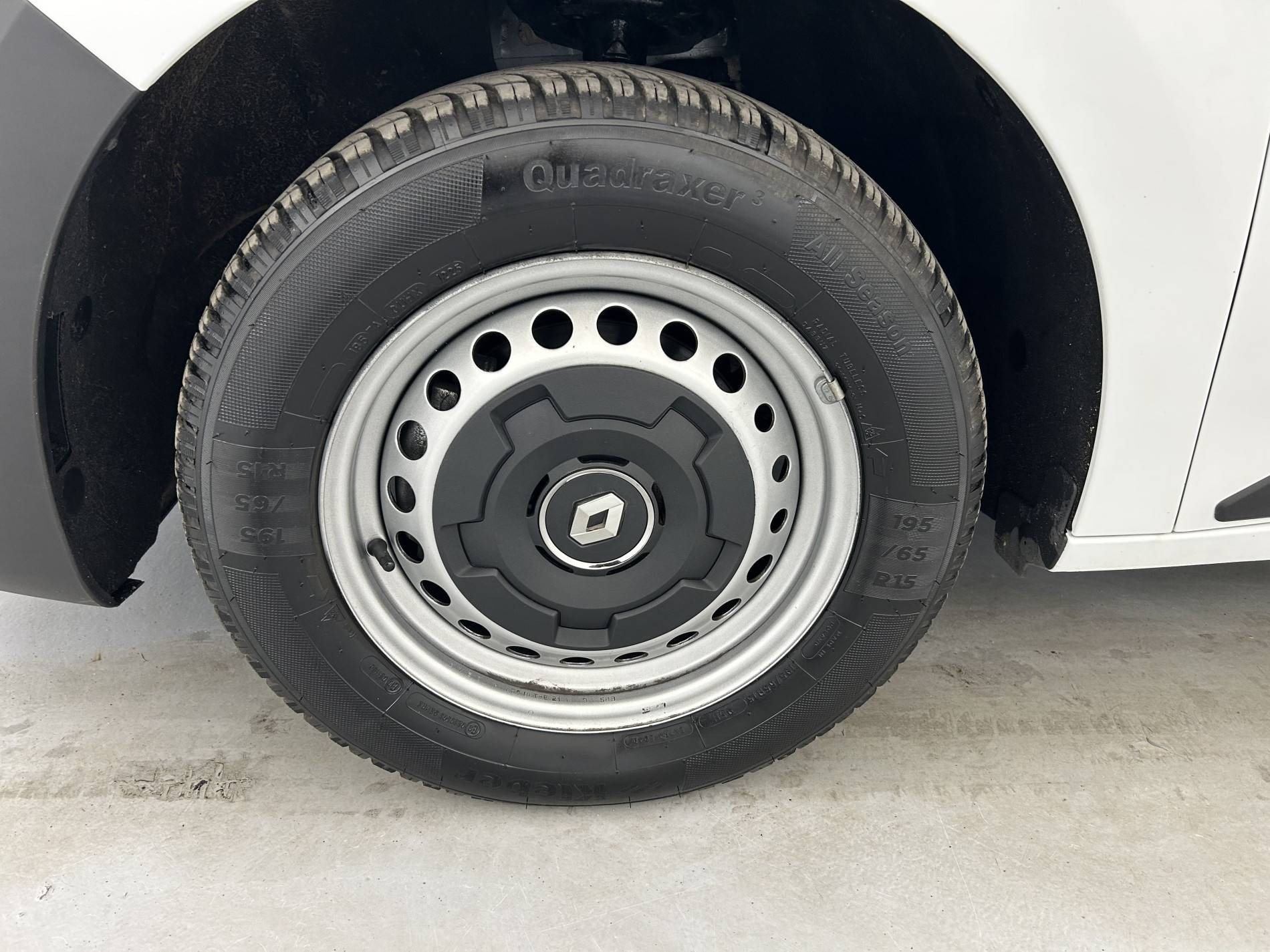 Vente en ligne Renault Kangoo Van  BLUE DCI 95 au prix de 17 490 €