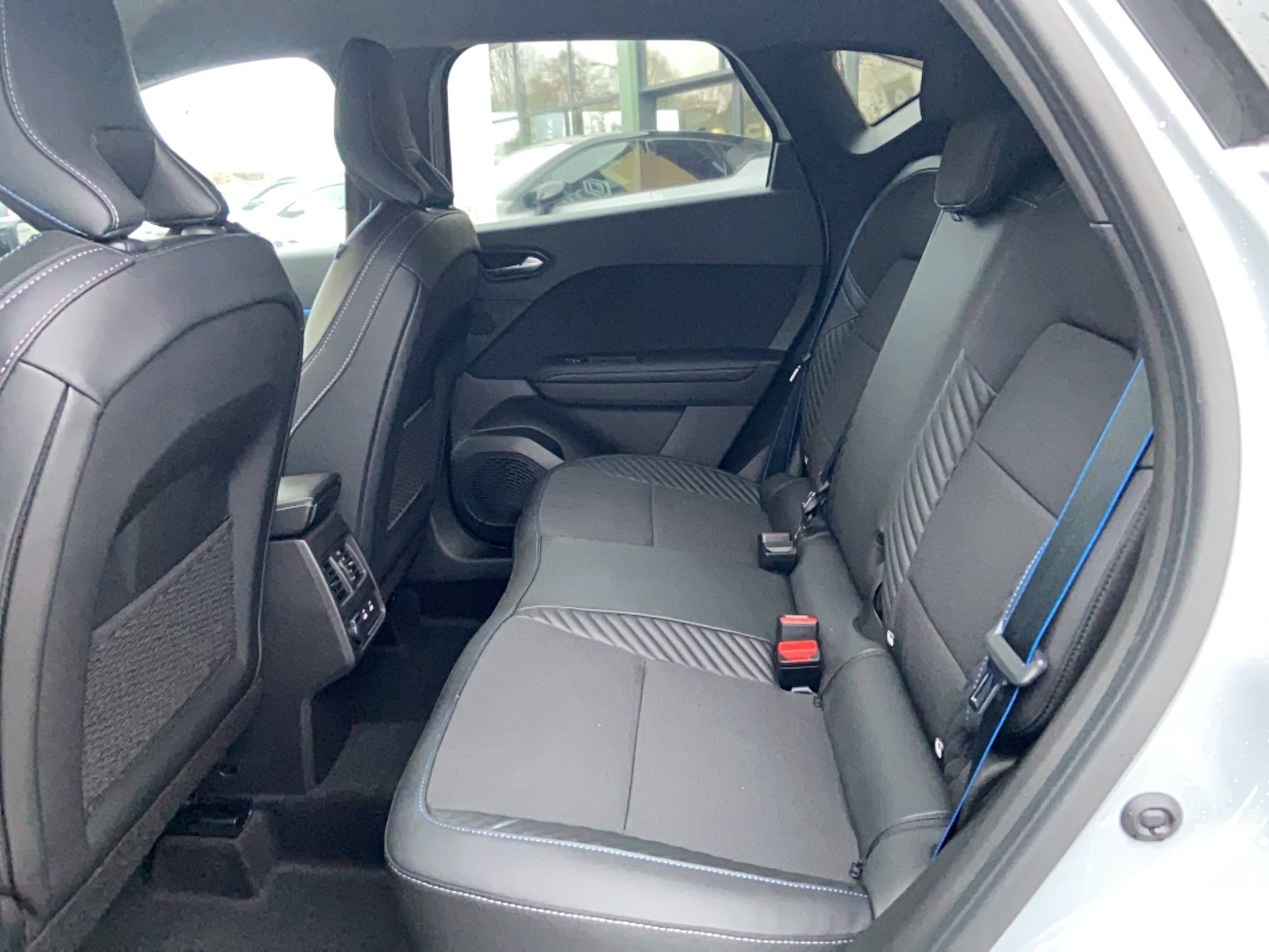 Vente en ligne Renault Captur  E-Tech full hybrid 160 ch au prix de 28 990 €